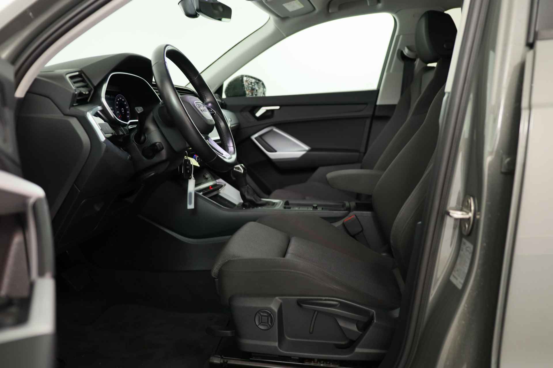 Audi Q3 35 TFSI 150PK S-Tronic | Trekhaak | Navi By App | Climate Control | Stoelverarming | Sportstoelen | Elektrische achterklep | Vir - 28/33