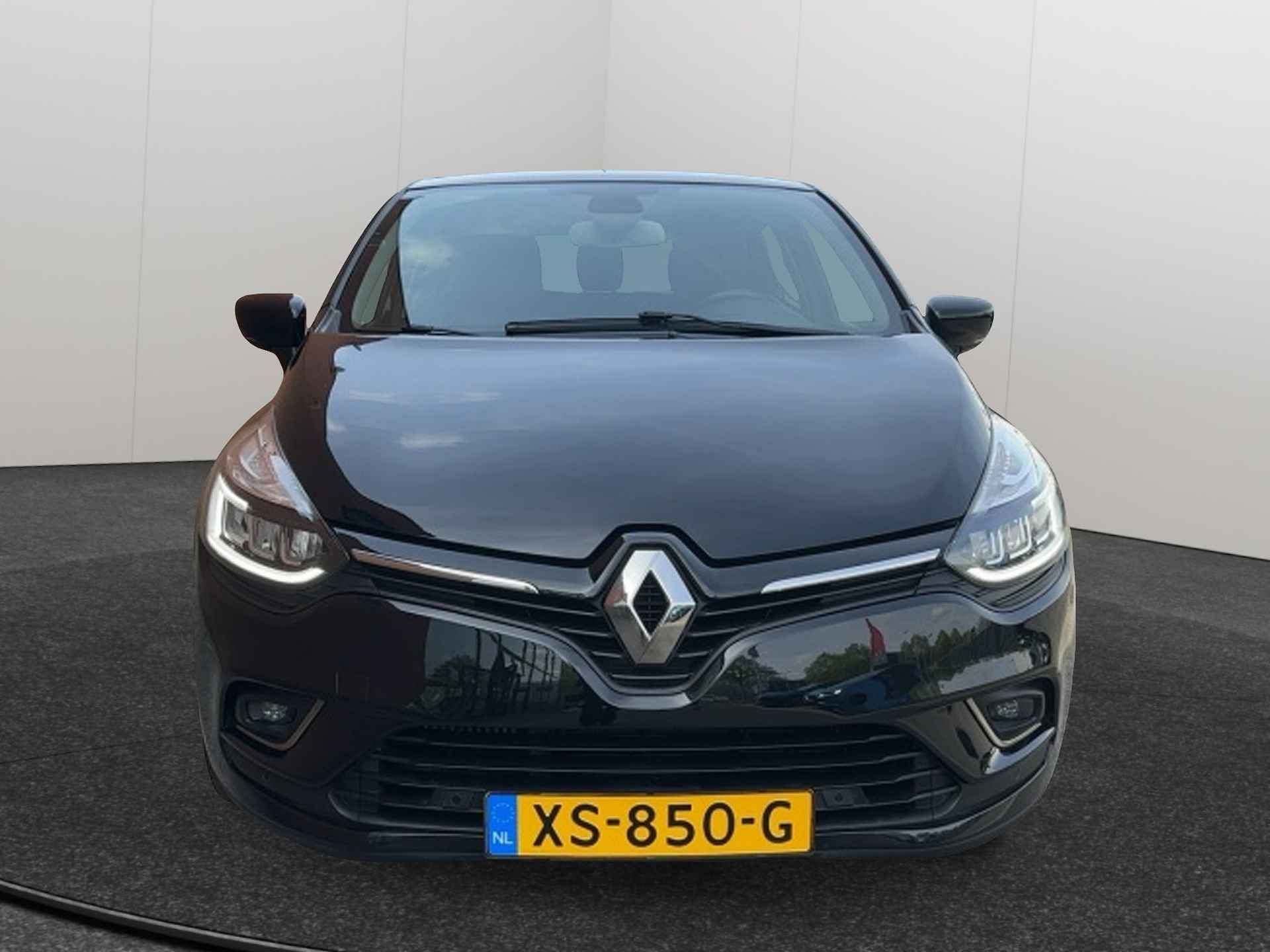 Renault Clio 0.9 TCe Intens 1e Eigenaar Navigatie en Carplay 2 jaar Garantie - 34/39