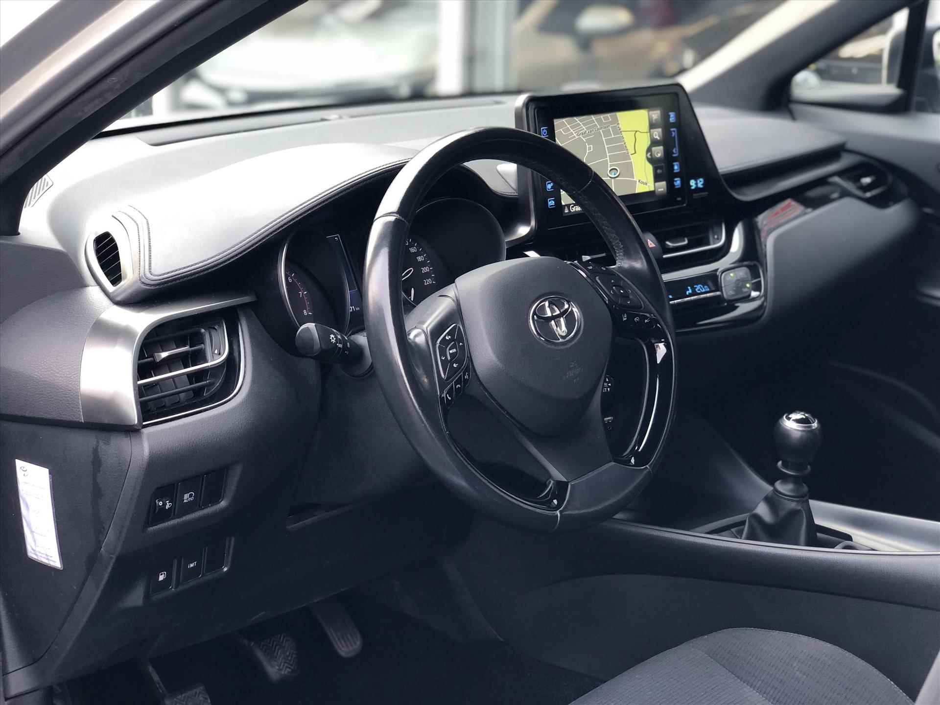 Toyota C-Hr 1.2 Turbo Dynamic | Navigatie, Parkeercamera, Lichtmetalen velgen, DAB+, Keyless, Licht + Regensensor - 11/32
