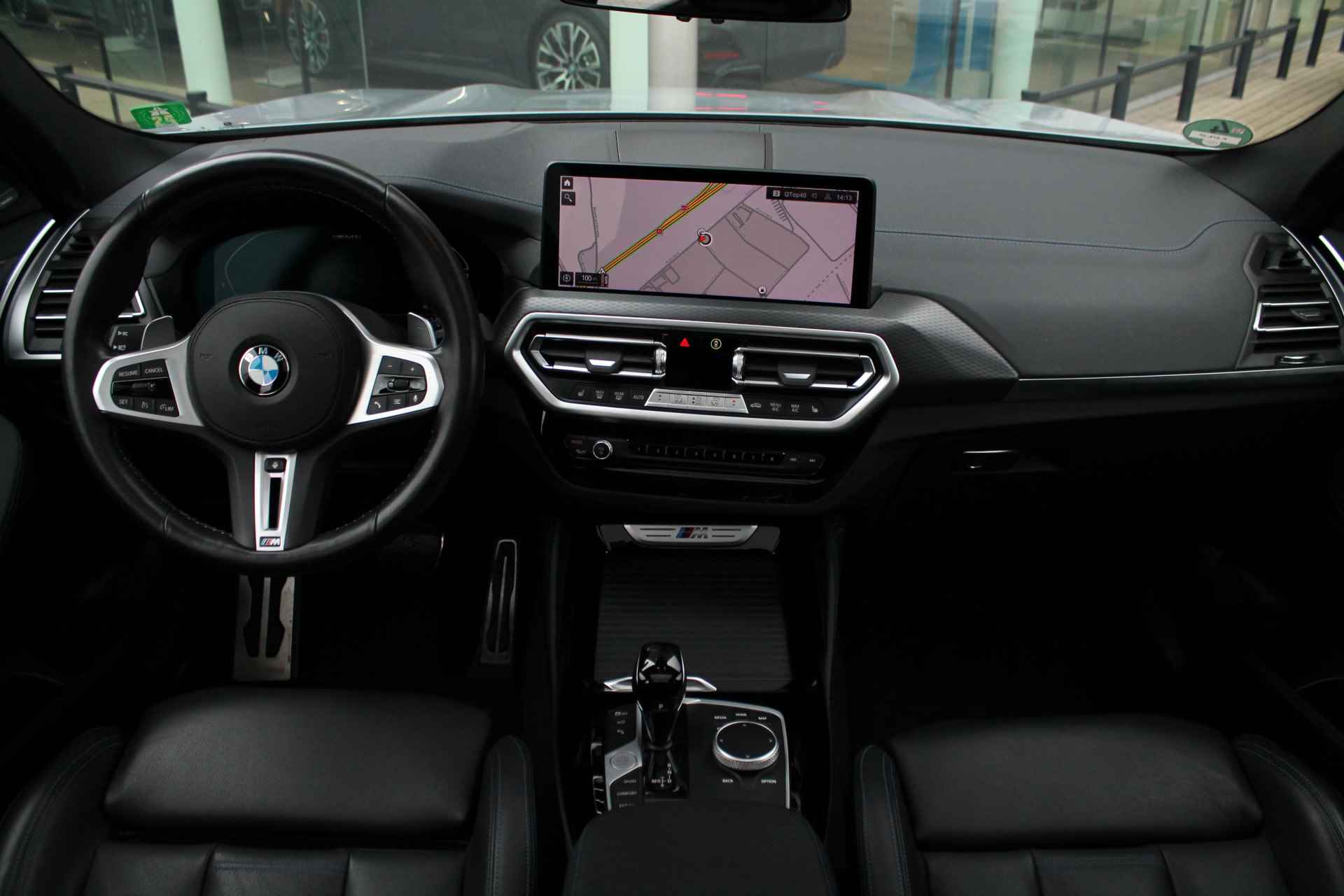 BMW X4 M40i High Executive Automaat / Panoramadak / M Adaptief onderstel / Laserlight / M sportstoelen / Stoelverwarming / Live Cockpit Professional / Harman Kardon / Parking Assistant Plus - 21/23