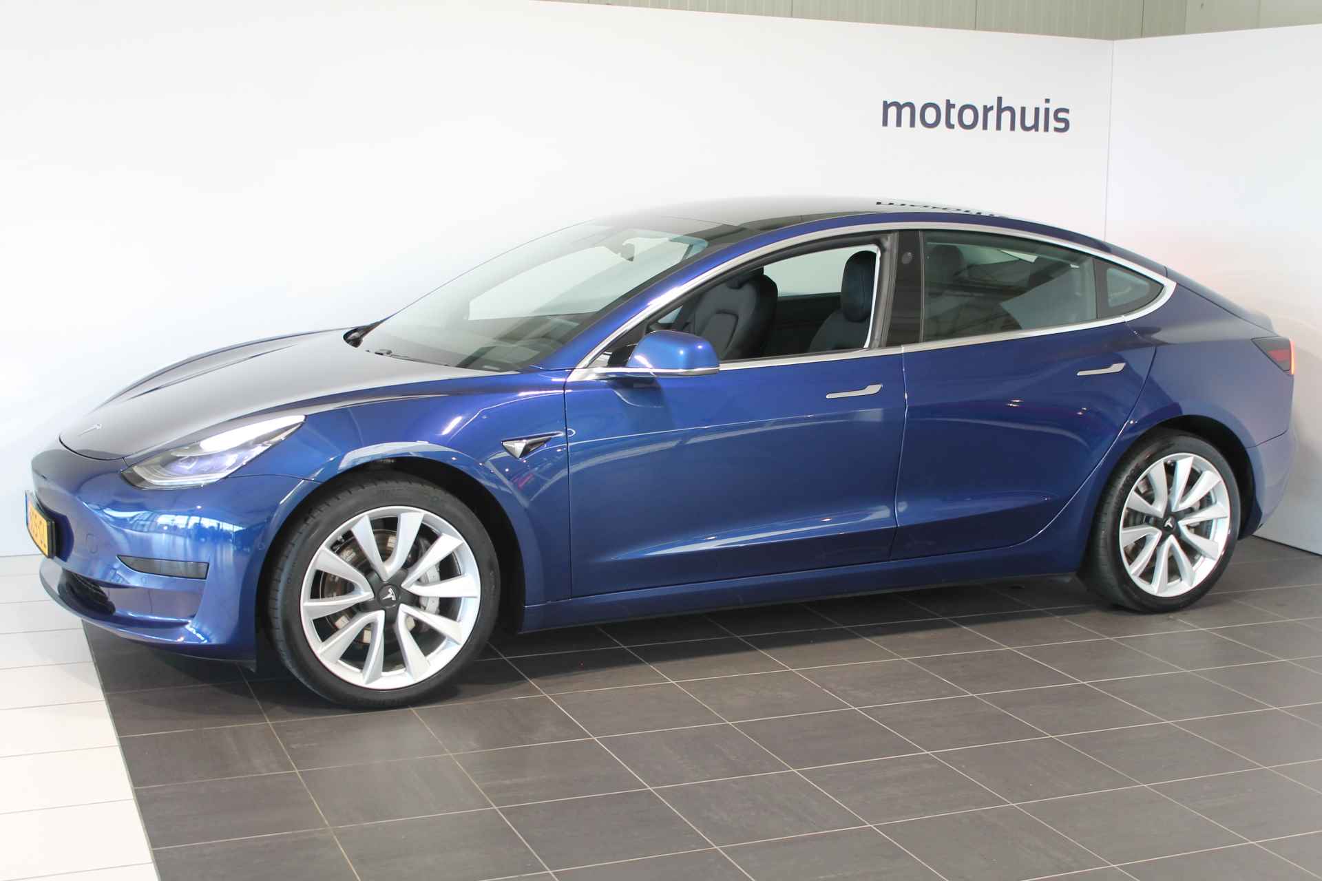 Tesla Model 3 Standard Plus RWD - 3/26