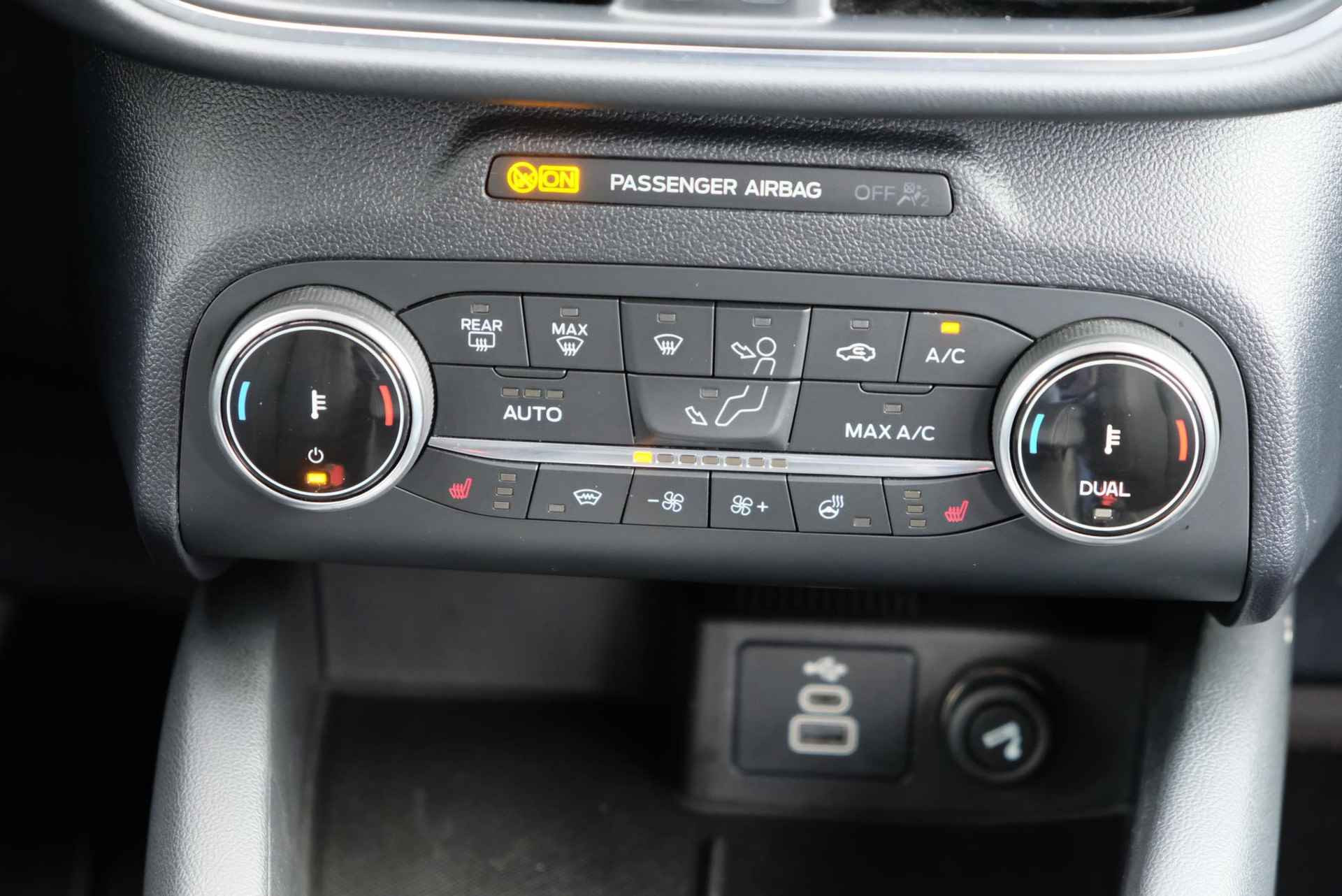 Ford Kuga 2.5 PHEV 225pk Aut. Vignale | Private Lease vanaf € 599,- | Bang & Olufsen | Keyless | Elektrische Achterklep | Camera | Winter Pakket - 12/37