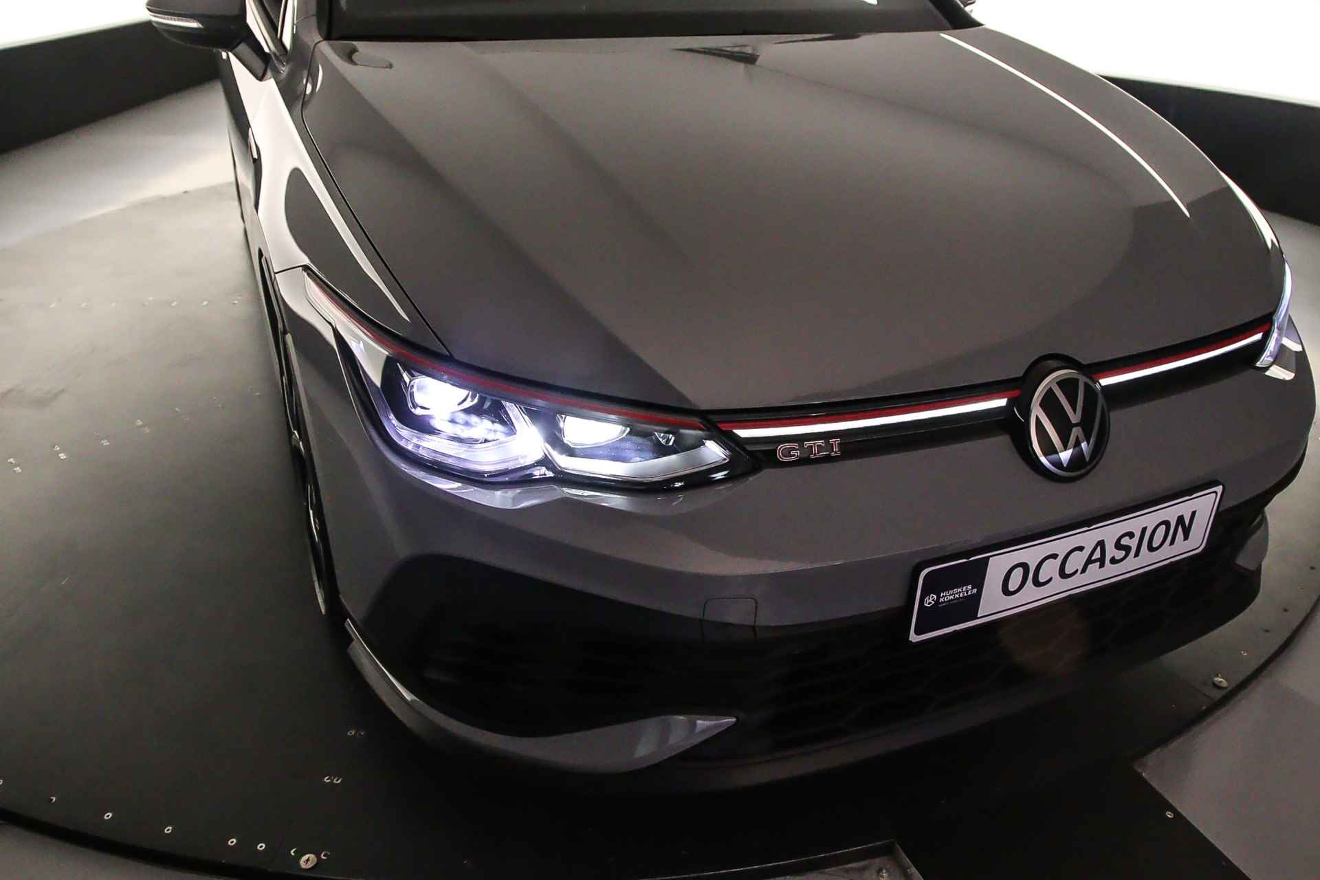 Volkswagen Golf GTI Clubsport 2.0 TSI 300pk DSG Automaat Panoramadak, Adaptive cruise control, LED matrix koplampen, Navigatie, Stuurwiel verwarmd, Parkeersensoren, Stoelverwarming, 19 inch velgen, App connect - 46/47