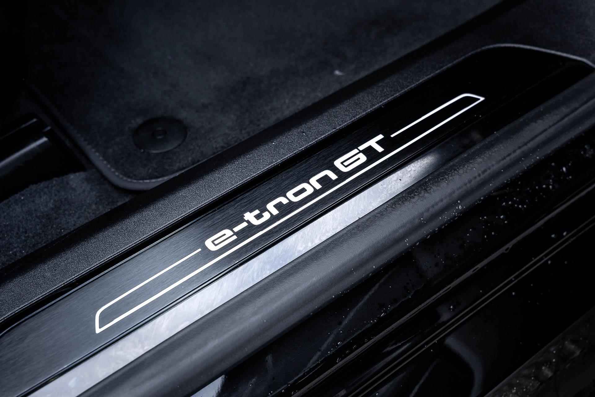 Audi e-tron GT 476pk edition ZERO Competition 93 kWh | Panoramadak | Matrix LED + Laserlicht | B&O 3D Surround - 16/64