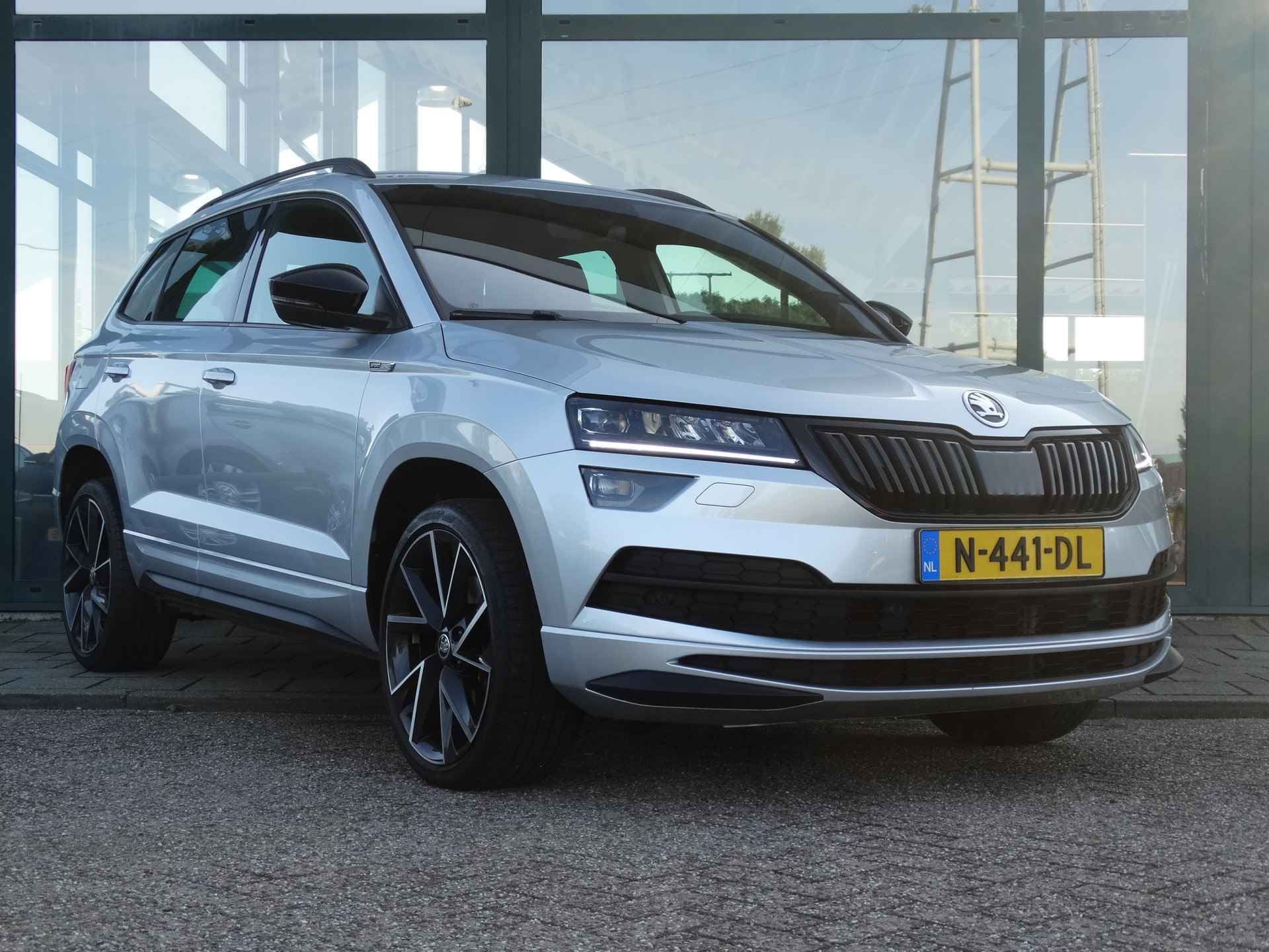 Škoda Karoq 1.5 TSI ACT Sportline Business | Achteruitrijcamera | Navigatie | Stoel + stuur + voorruit verwarming | Trekhaak - 8/31