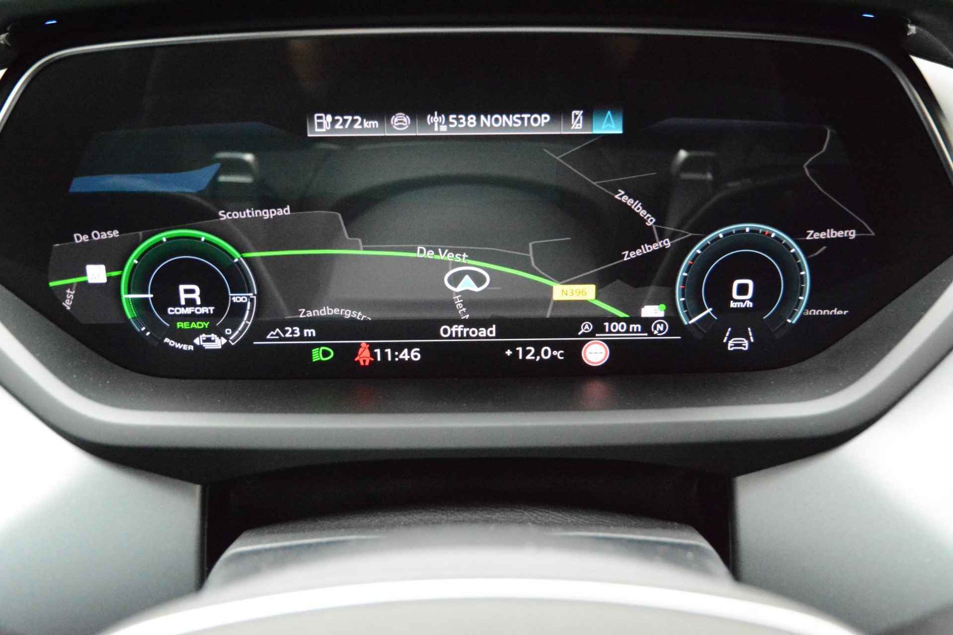 Audi e-tron GT GT Competition 93 kWh 476 PK | Nieuw | NU VAN € 143.900,00 VOOR € 123.900,00!!!! | UNIEKE KLEUR TIEFGRUN ENIGE IN NL!!! | Navigatie | Maxtrix-Laser koplampen | 360 camera | Autonome parkeerfunctie | Dynamische vierwielbesturing | Dodehoek detectie | Glazen panoramadak | Head-up display | Dynamiekpakket plus | Audi virtual cockpit plus | Stoelverwarming voor en achter | Lichtpakket plus ambient light | Optiekpakket zwart plus - 15/30