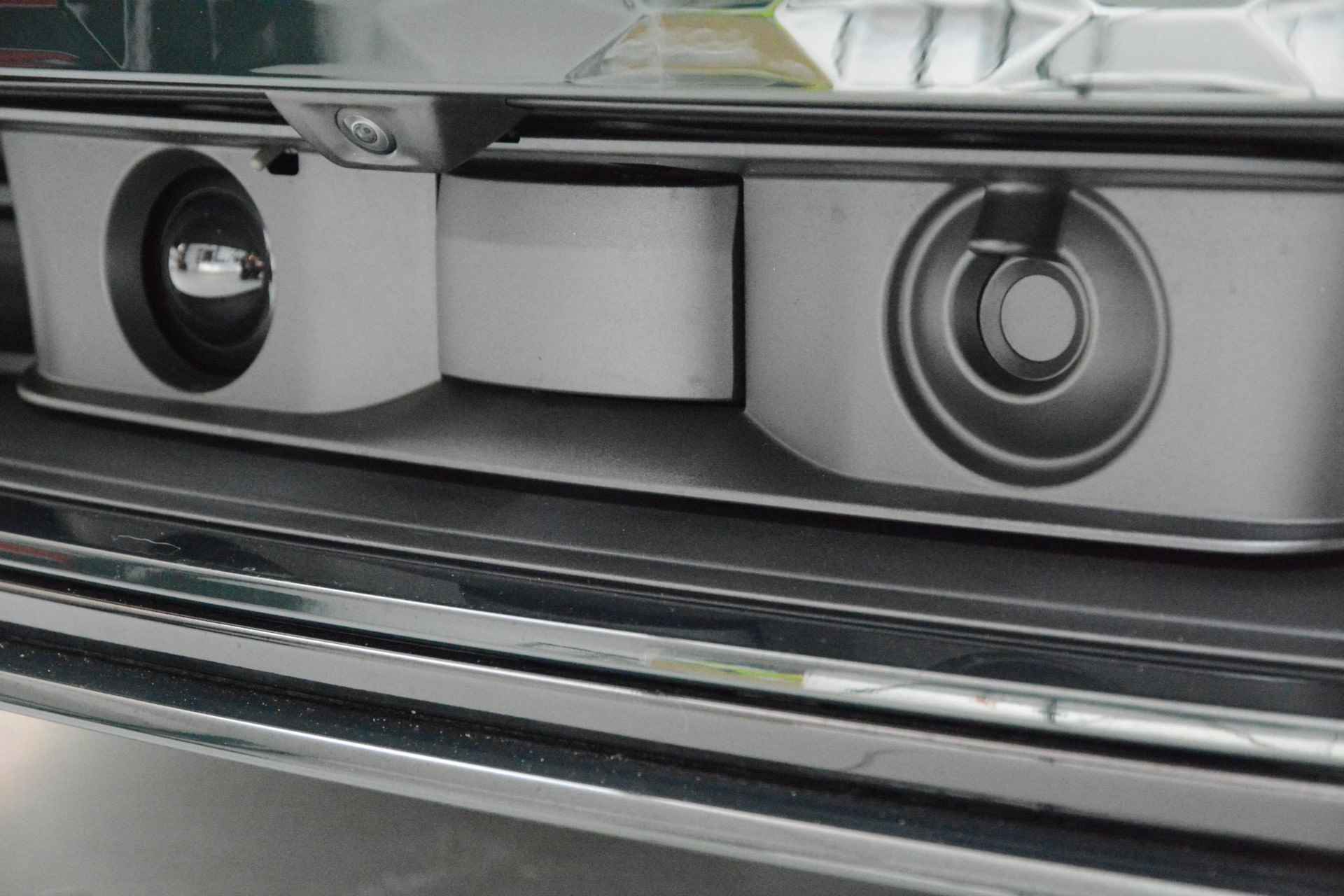 Audi e-tron GT GT Competition 93 kWh 476 PK | Nieuw | NU VAN € 143.900,00 VOOR € 123.900,00!!!! | UNIEKE KLEUR TIEFGRUN ENIGE IN NL!!! | Navigatie | Maxtrix-Laser koplampen | 360 camera | Autonome parkeerfunctie | Dynamische vierwielbesturing | Dodehoek detectie | Glazen panoramadak | Head-up display | Dynamiekpakket plus | Audi virtual cockpit plus | Stoelverwarming voor en achter | Lichtpakket plus ambient light | Optiekpakket zwart plus - 25/30