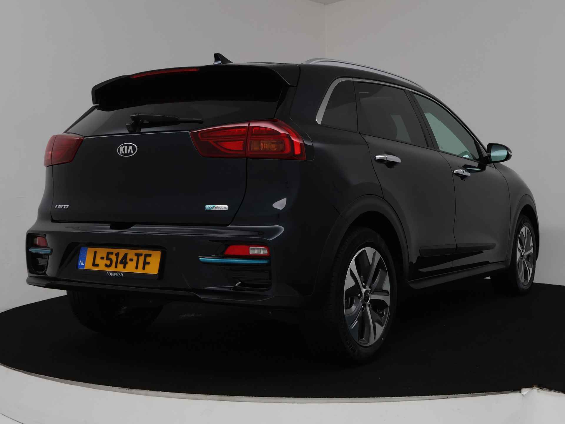 Kia e-Niro DynamicPlusLine 64 kWh | Schuifdak | Stuur-/Stoelverwarming | Navigatie | Inclusief KIA Garantie tot 09-08-2028 - 3/44