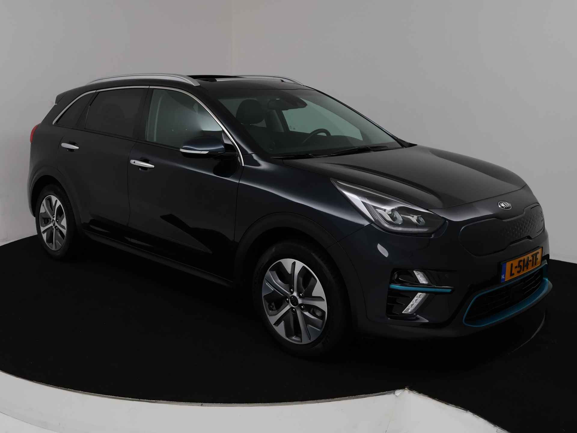 Kia e-Niro DynamicPlusLine 64 kWh | Schuifdak | Stuur-/Stoelverwarming | Navigatie | Inclusief KIA Garantie tot 09-08-2028 - 29/44