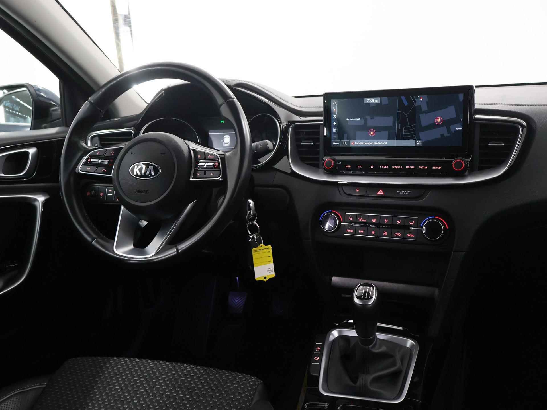 Kia XCeed 1.4 T-GDi DynamicLine | Trekhaak | Navigatie | Parkeercamera | Apple Carplay/Android Auto | Climate Control | Cruise control - 10/38