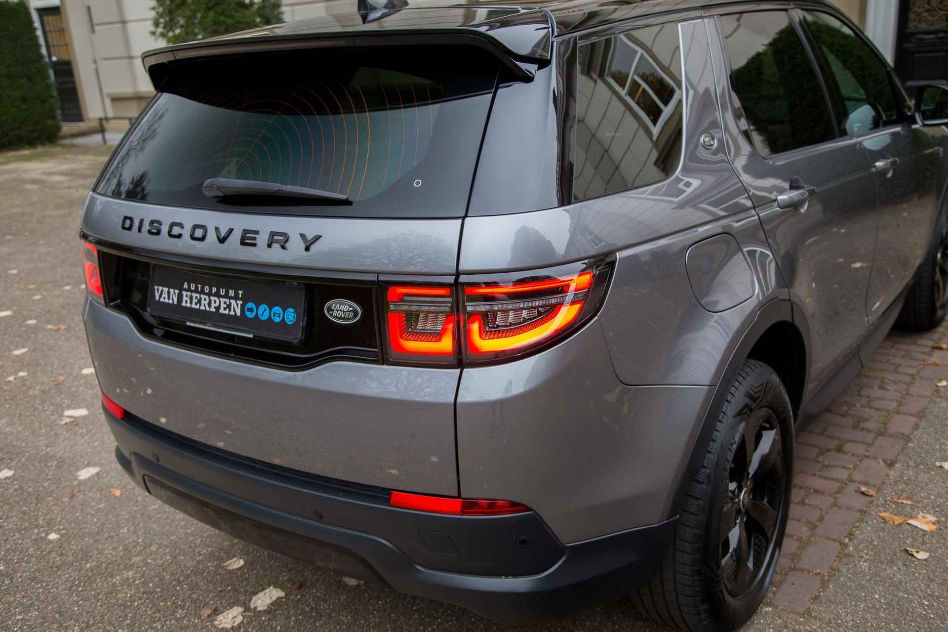 Land Rover Discovery Sport P200 2.0 S Facelift | Pano | Leder | Carplay | Dealer onderh - 13/55