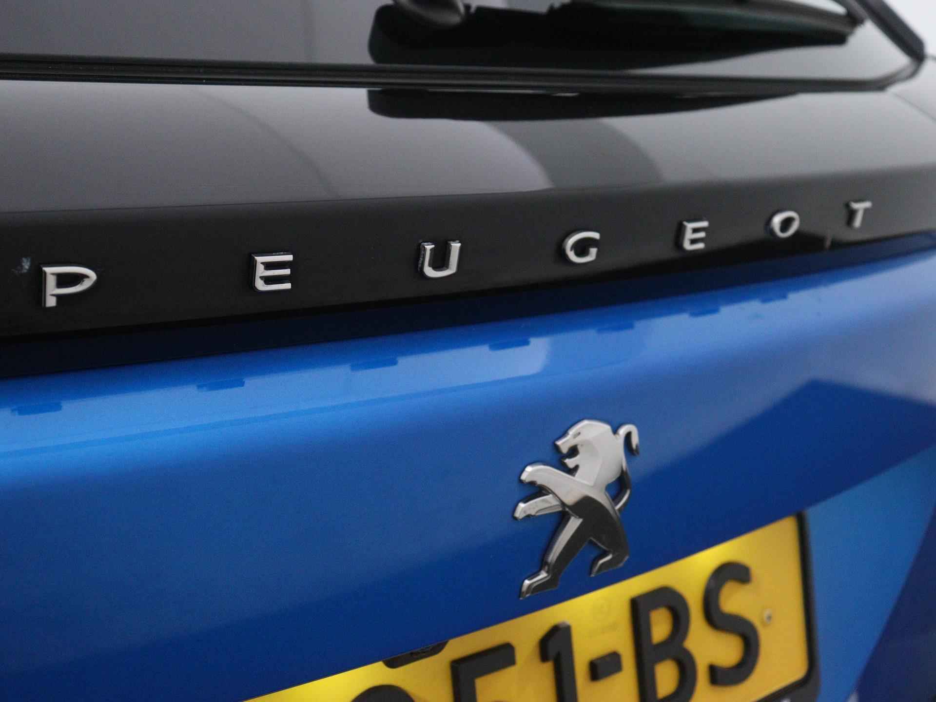 Peugeot 2008 Allure 130pk Automaat | Navigatie | Camera | Climate Control | Licht Metalen Velgen 17"| Apple Carplay/Android Auto - 15/34