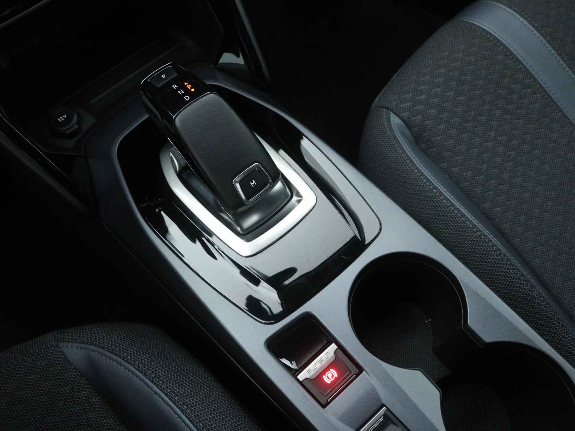Peugeot 2008 Allure 130pk Automaat | Navigatie | Camera | Climate Control | Licht Metalen Velgen 17"| Apple Carplay/Android Auto - 27/34