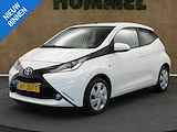 Toyota Aygo 1.0 VVT-i x-play - ORIGINEEL NEDERLANDSE AUTO - NAVIGATIE - ACHTERUITRIJ CAMERA - MULTIMEDIA VOORBEREIDING