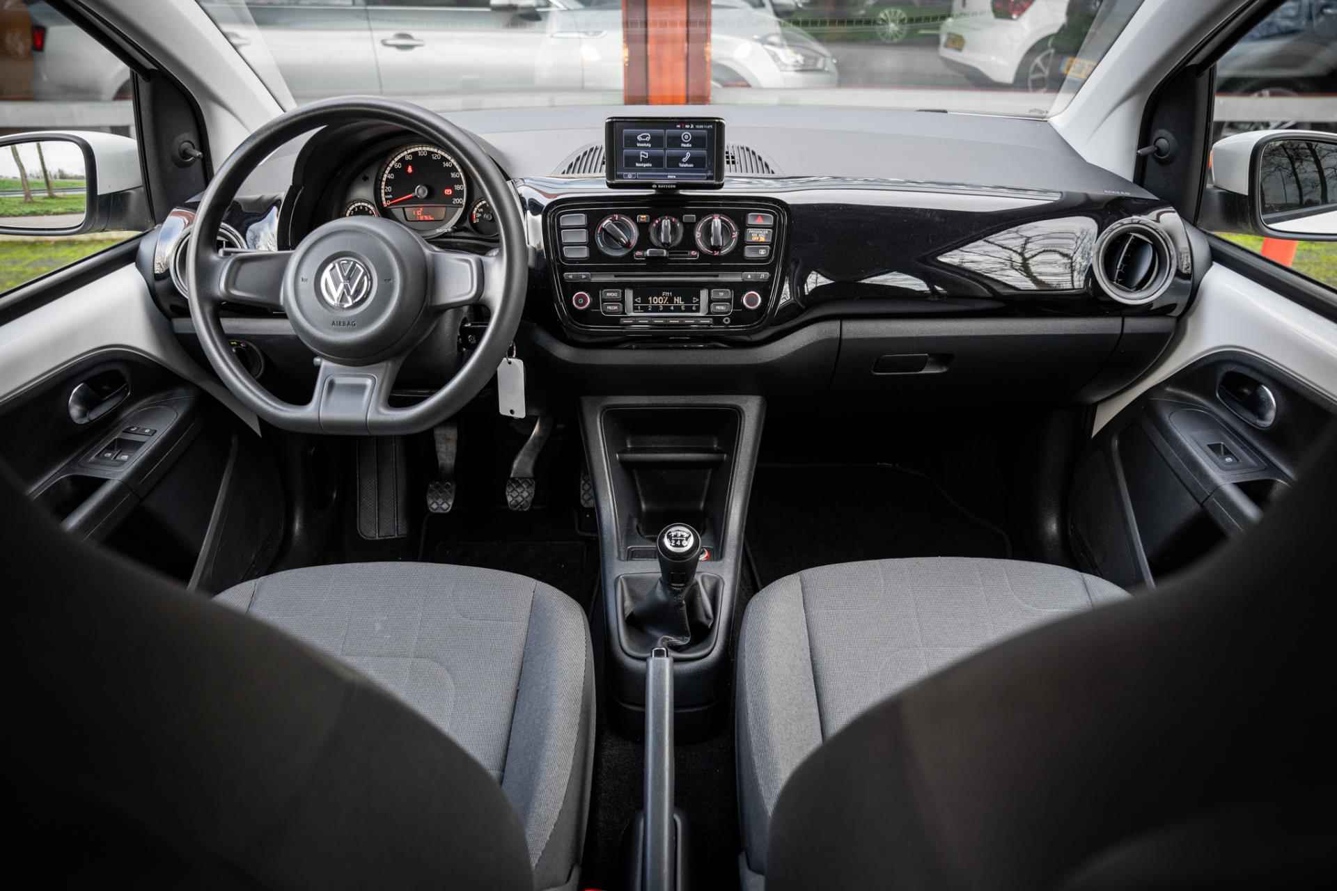 Volkswagen Up! 1.0 move up! 5 deurs BlueMotion | Airco | Electrische ramen | Navigatie | Bluetooth telefonie | - 41/54