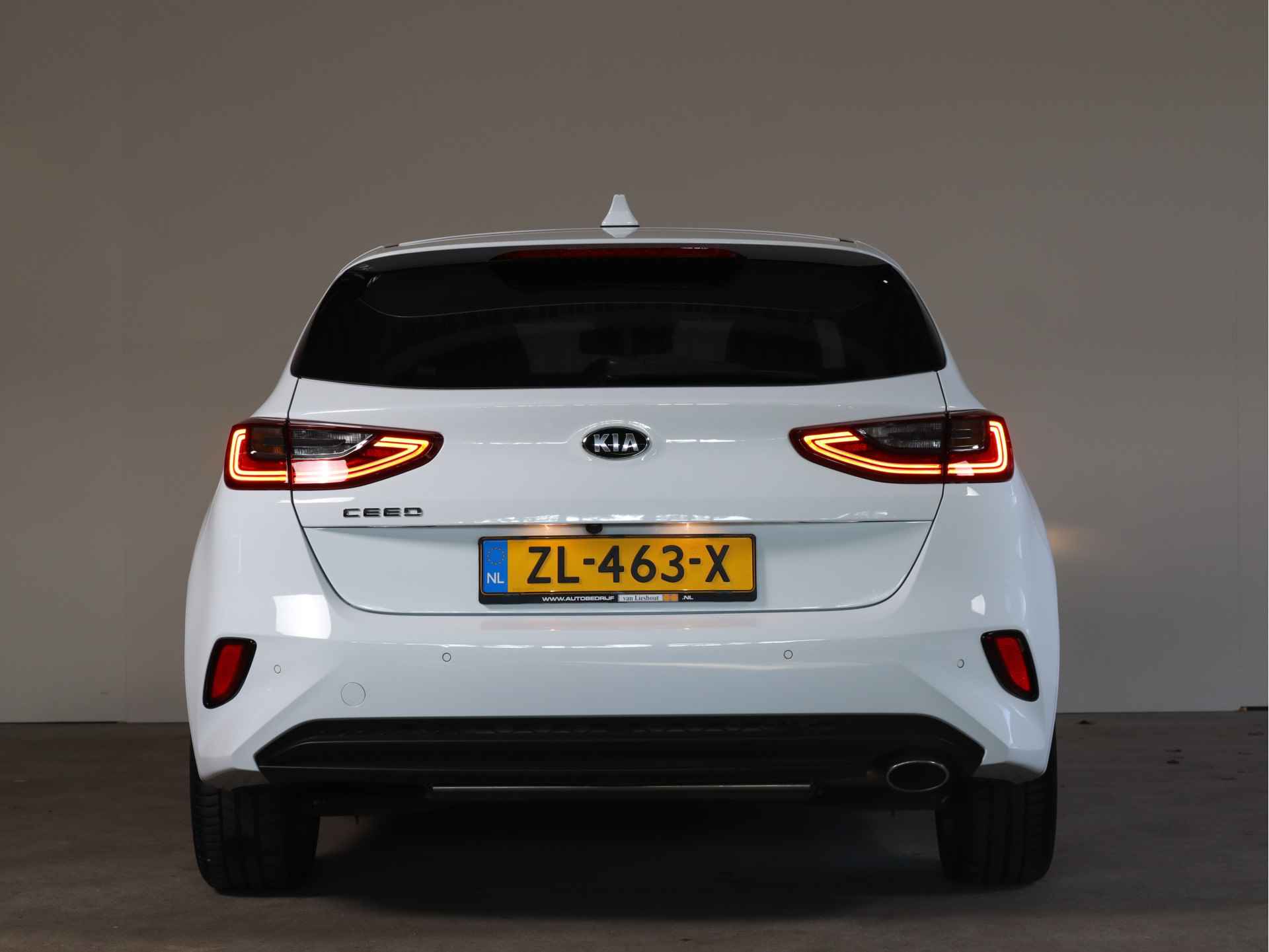 Kia Ceed 1.0 T-GDi DynamicPlusLine NL-Auto!! Apple I Camera I Key-less --- A.S. ZONDAG GEOPEND VAN 11.00 T/M 15.30 --- - 6/40