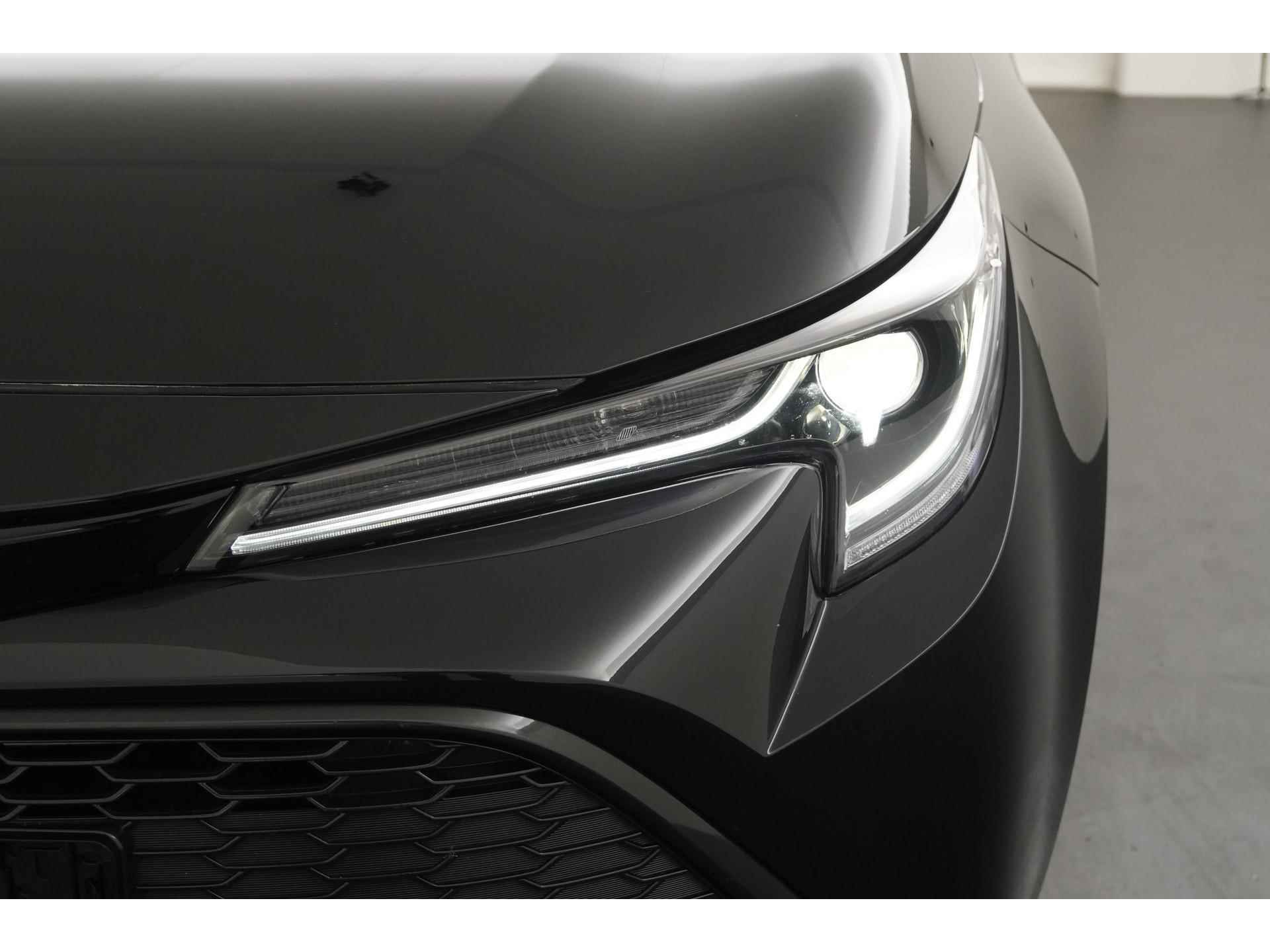 Toyota Corolla Touring Sports 2.0 Hybrid Dynamic | Camera | LED | Adapt cruise | Carplay | Zondag Open! - 22/42