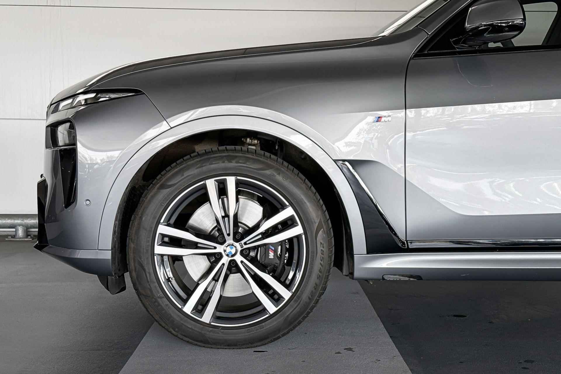 BMW X7 xDrive40i - 4/28