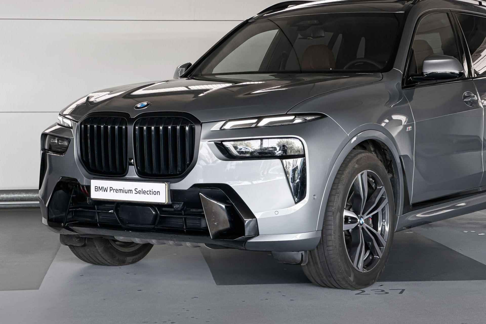 BMW X7 xDrive40i - 28/28