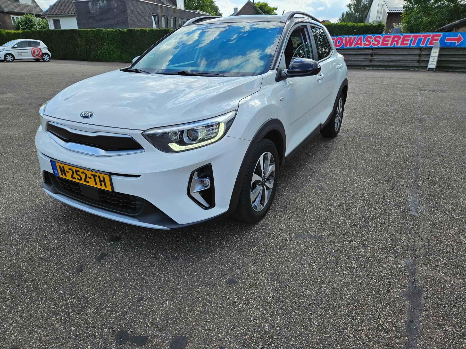 Kia Stonic 1.0 T-GDi MHEV GT-PlusLine - 2/40