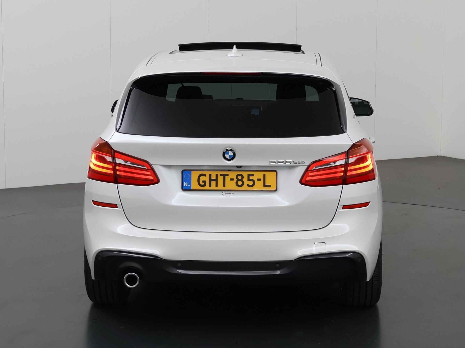 BMW 2-serie Active Tourer 225xe iPerformance High Executive M Sport | Panoramadak | Navigatie| Parkeercamera | Leder met Memory | Stoelverwarming | Head Up | Cruise Control Adaptief | Keyless | - 5/43