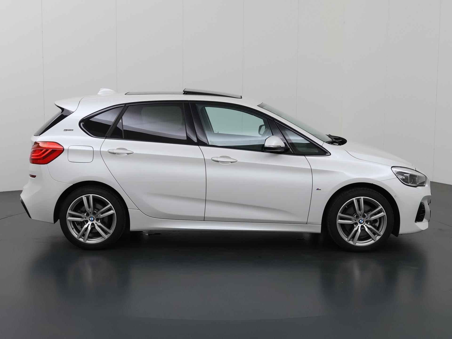 BMW 2-serie Active Tourer 225xe iPerformance High Executive M Sport | Panoramadak | Navigatie| Parkeercamera | Leder met Memory | Stoelverwarming | Head Up | Cruise Control Adaptief | Keyless | - 7/43