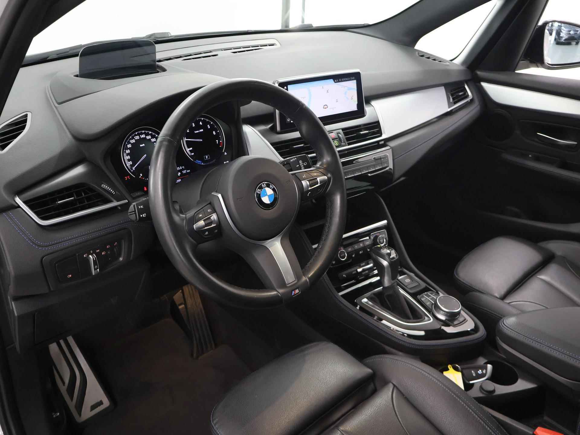 BMW 2-serie Active Tourer 225xe iPerformance High Executive M Sport | Panoramadak | Navigatie| Parkeercamera | Leder met Memory | Stoelverwarming | Head Up | Cruise Control Adaptief | Keyless | - 8/43