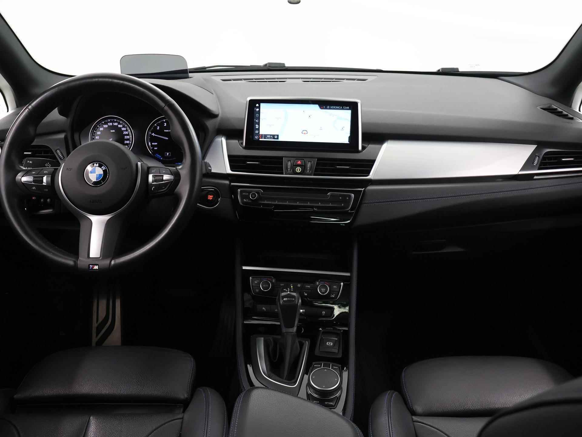 BMW 2-serie Active Tourer 225xe iPerformance High Executive M Sport | Panoramadak | Navigatie| Parkeercamera | Leder met Memory | Stoelverwarming | Head Up | Cruise Control Adaptief | Keyless | - 9/43