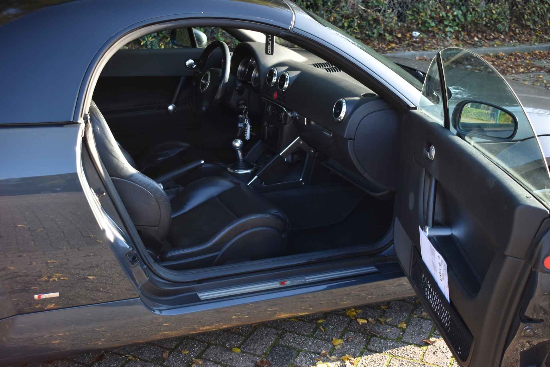 Audi TT Roadster 1.8 5V Turbo,UNIEKE AUTO, ORINELE HARD TOP,BOEKJES,NAP EN ONDERHOUDSHISTORIE Orginele Hard top met standaard .| onderhoudsboekjes .|NAP.| - 20/41