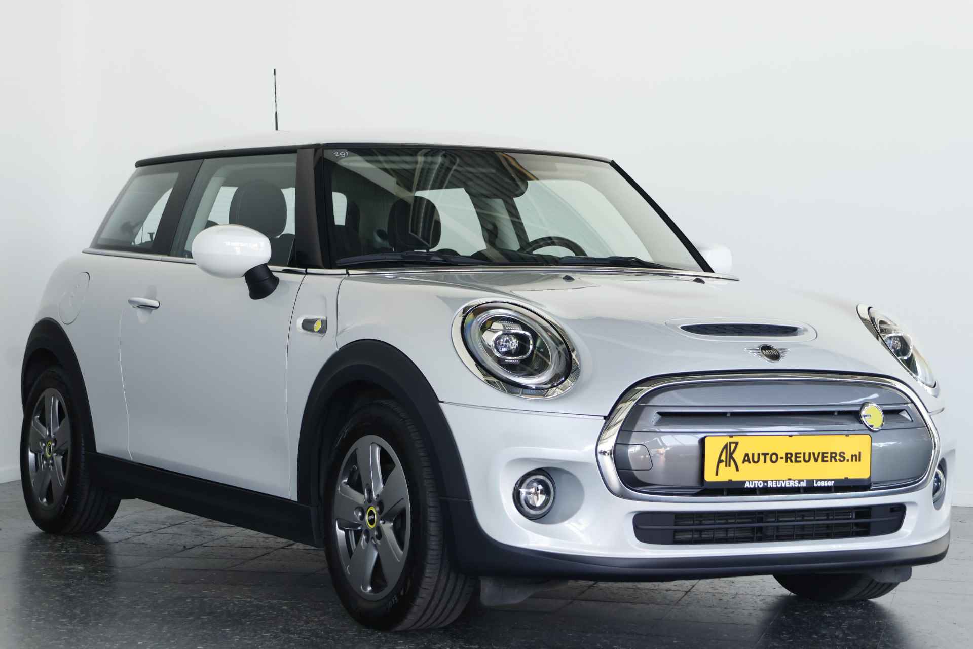 MINI Mini Electric SE Classic 33 kWh / LED / Navi / Bluetooth / Cruisecontrol - 4/20