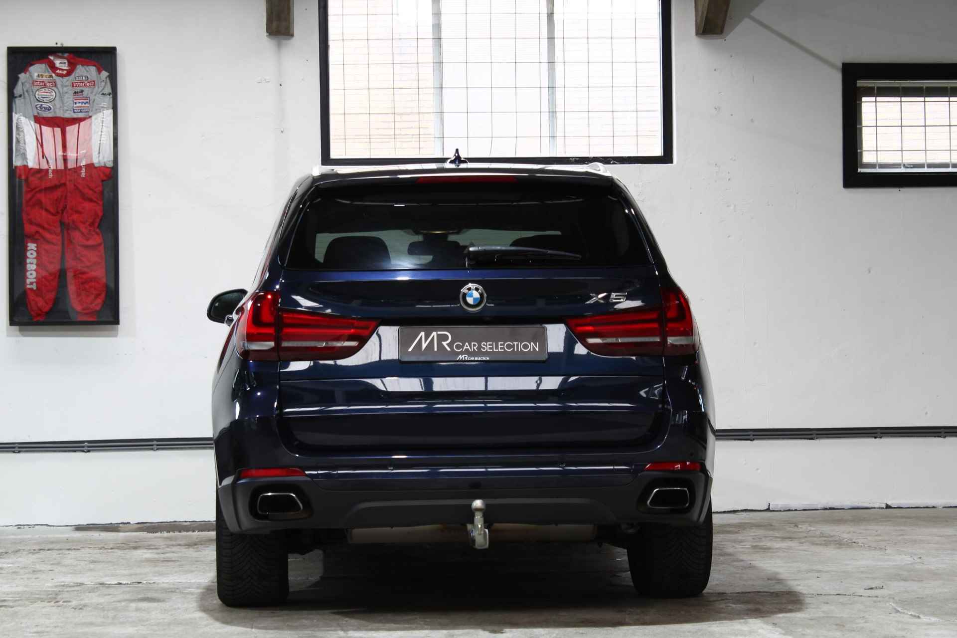 BMW X5 xDrive35i High Executive | Panoramadak | Camera | Head-Up |Trekhaak | Harman Kardon | NL Auto | - 9/34