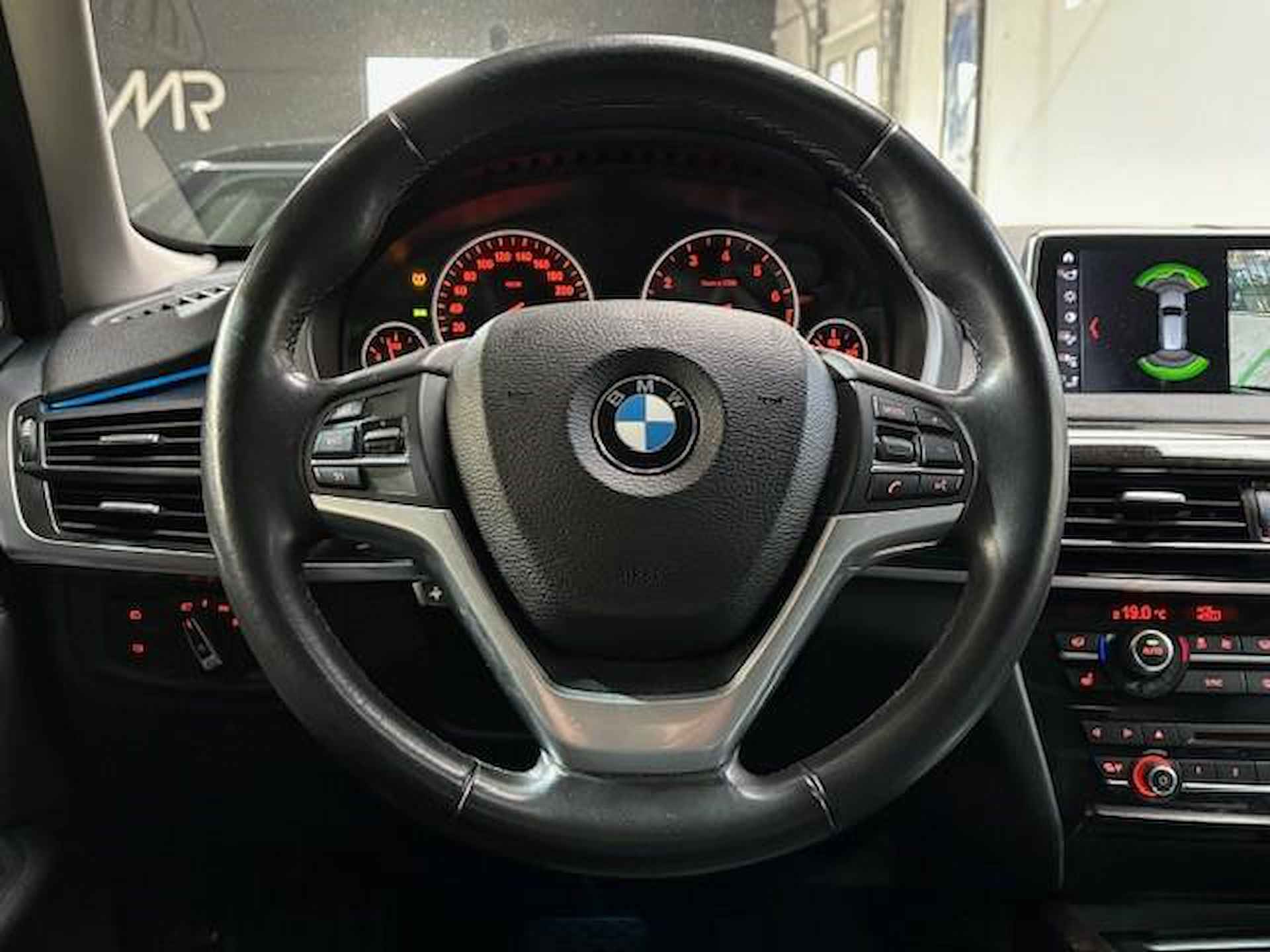 BMW X5 xDrive35i High Executive | Panoramadak | Camera | Head-Up |Trekhaak | Harman Kardon | NL Auto | - 17/34