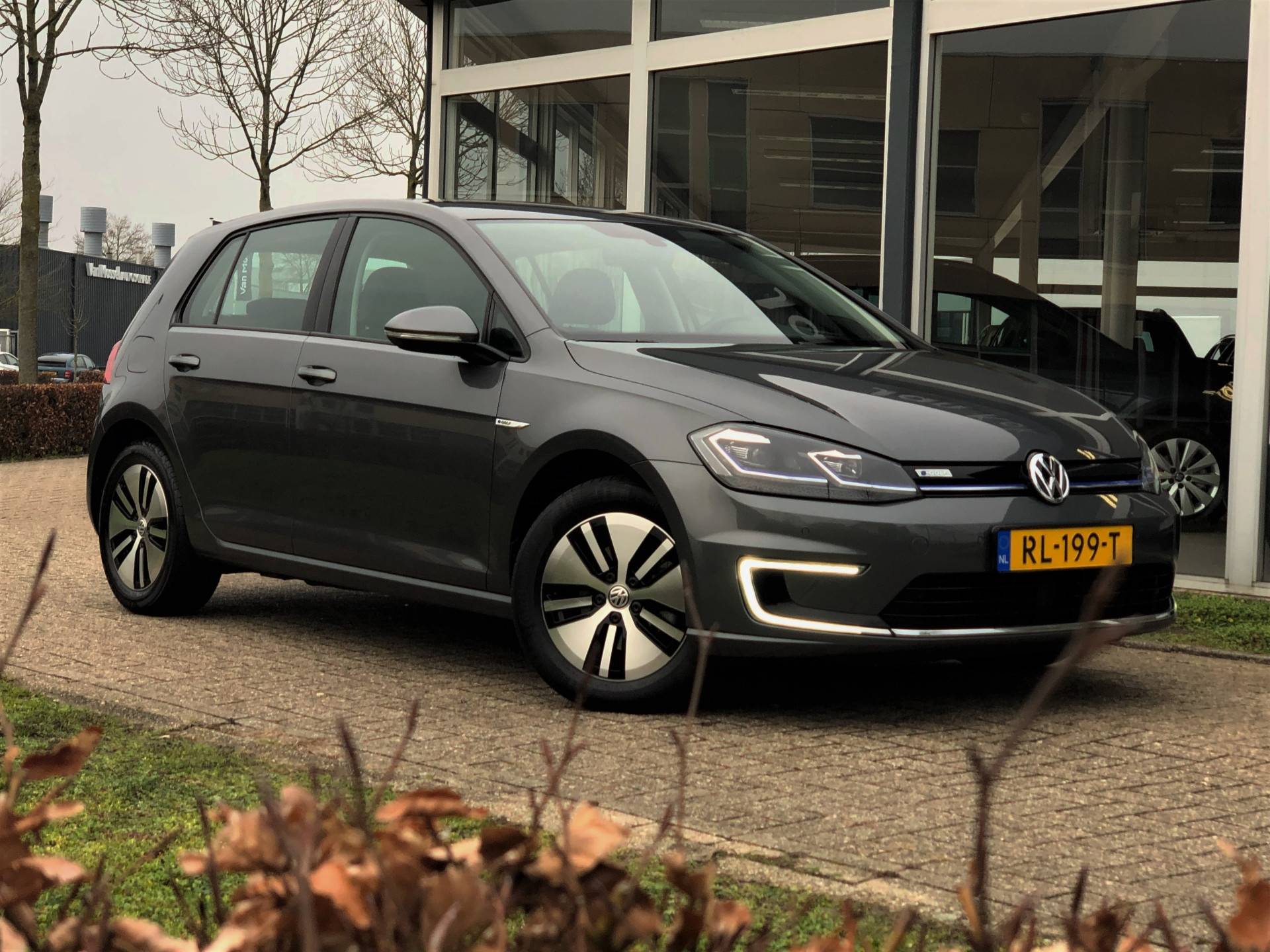 Volkswagen e-Golf 136 pk | DynAudio | Spiegelpakket - 7/34