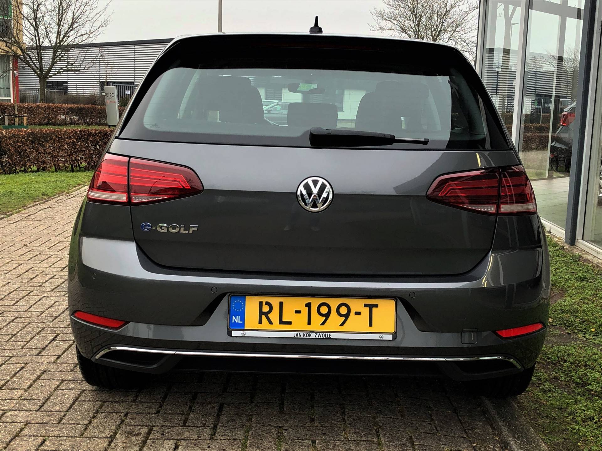 Volkswagen e-Golf 136 pk | DynAudio | Spiegelpakket - 32/34