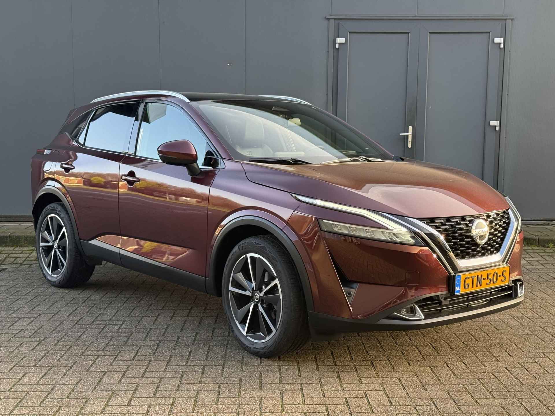 Nissan Qashqai 1.3 MHEV Xtronic Tekna Automaat / 1800kg Trekgewicht / Camera 360 / Panoramadak / Cruise Control Adaptief / Apple&Android Carplay / Elektrische Achterklep / Stoel&Stuurwiel verwarming / Head-Up Display / - 18/48