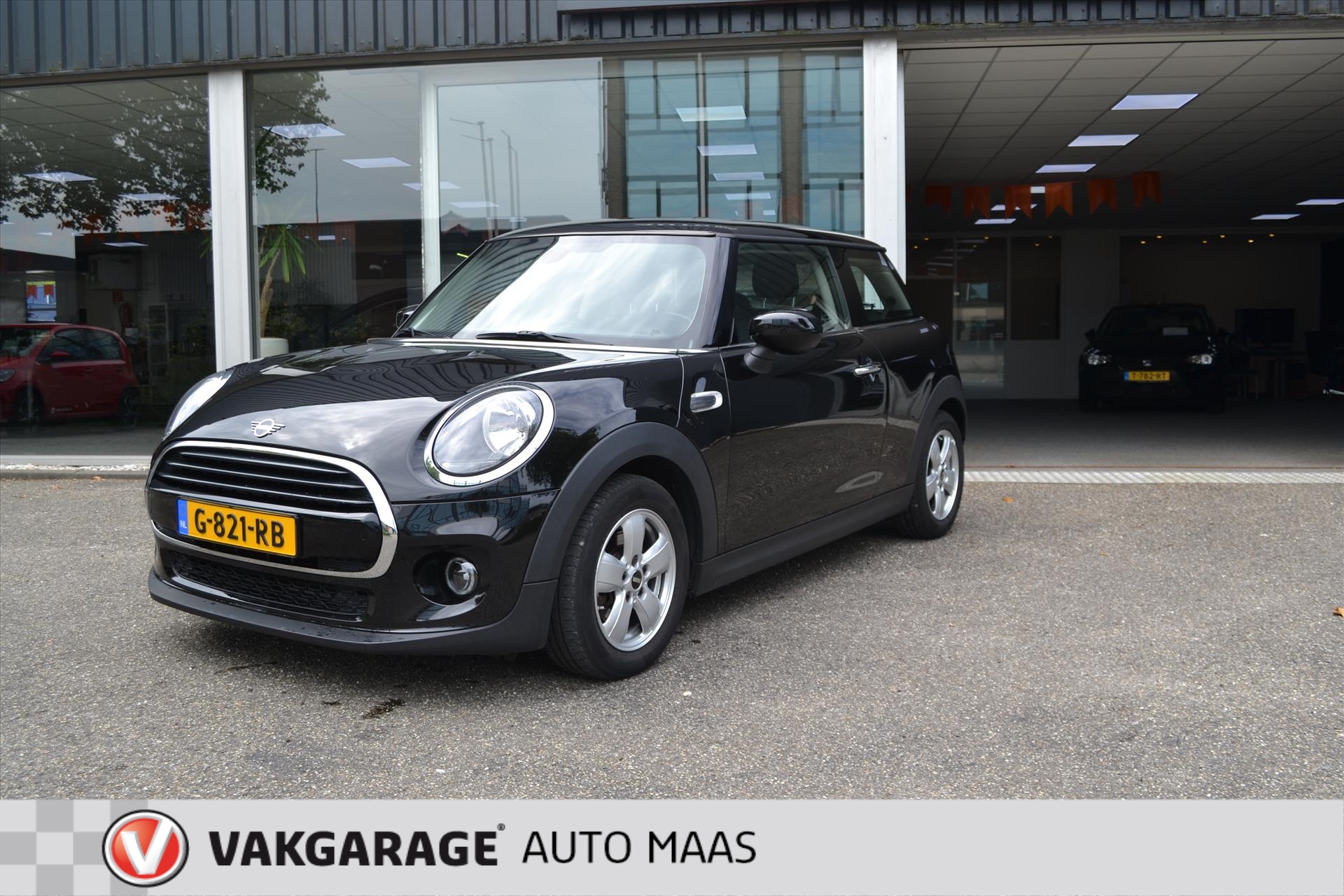 MINI Mini 3-Deurs (f56) 1.5 Cooper / CarPlay/ Navi / Cruise / Airco