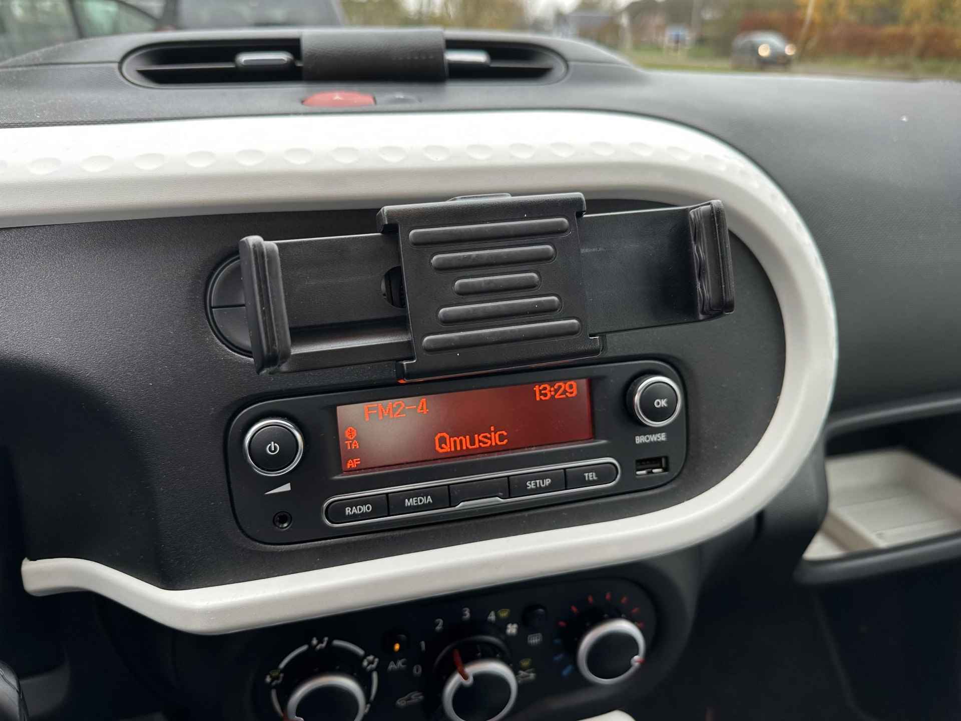 Renault Twingo 1.0 SCe 70 Collection | Airco | Radio-USB | Bluetooth | Trekhaak | NL-auto - 15/19