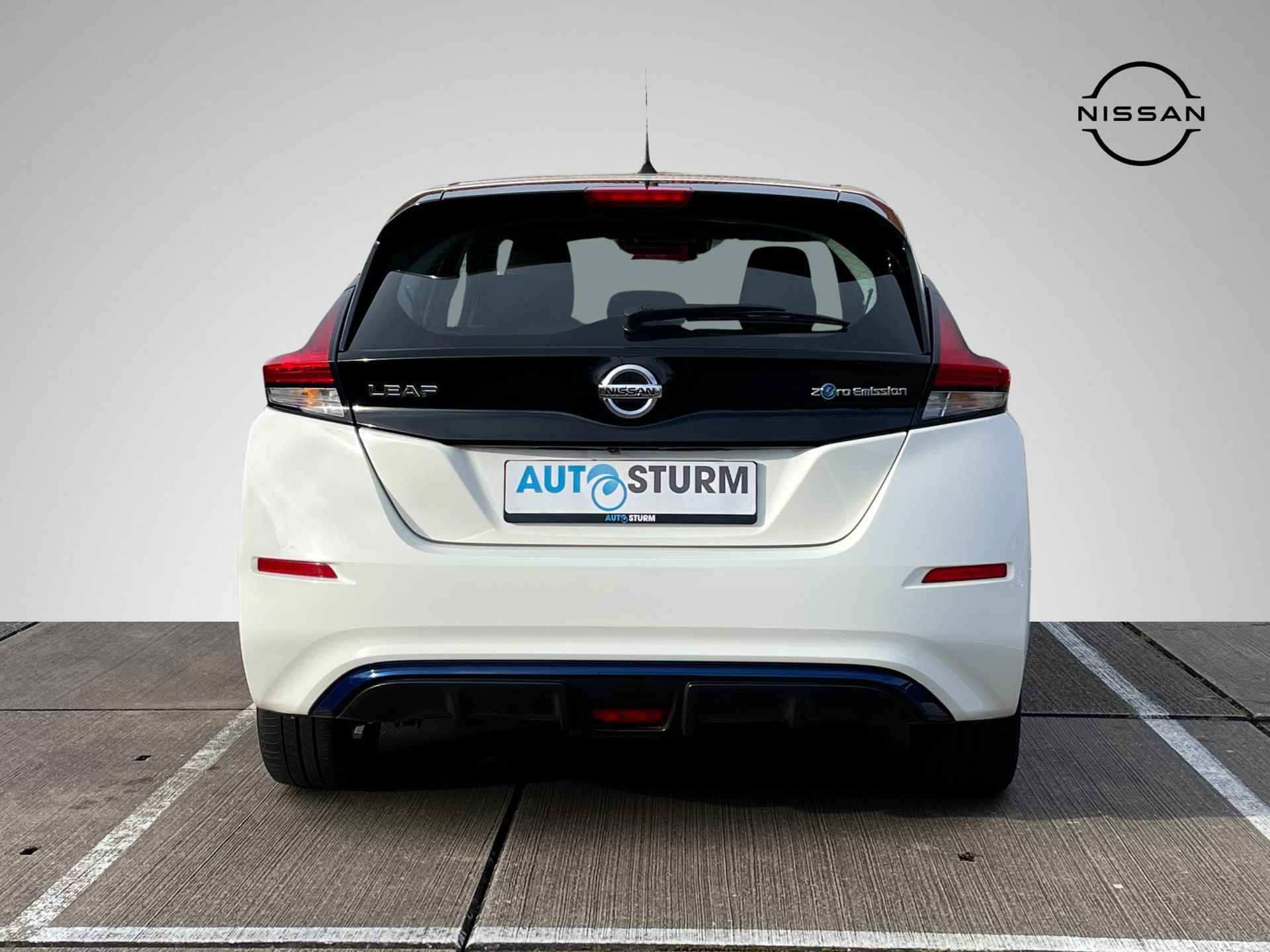 Nissan LEAF Acenta 40 kWh *SUBSIDIE MOGELIJK* | Navigatie | Camera | Adapt. Cruise Control | Apple Carplay/Android Auto | Keyless Entry | Dodehoek Detectie | Rijklaarprijs! - 5/26