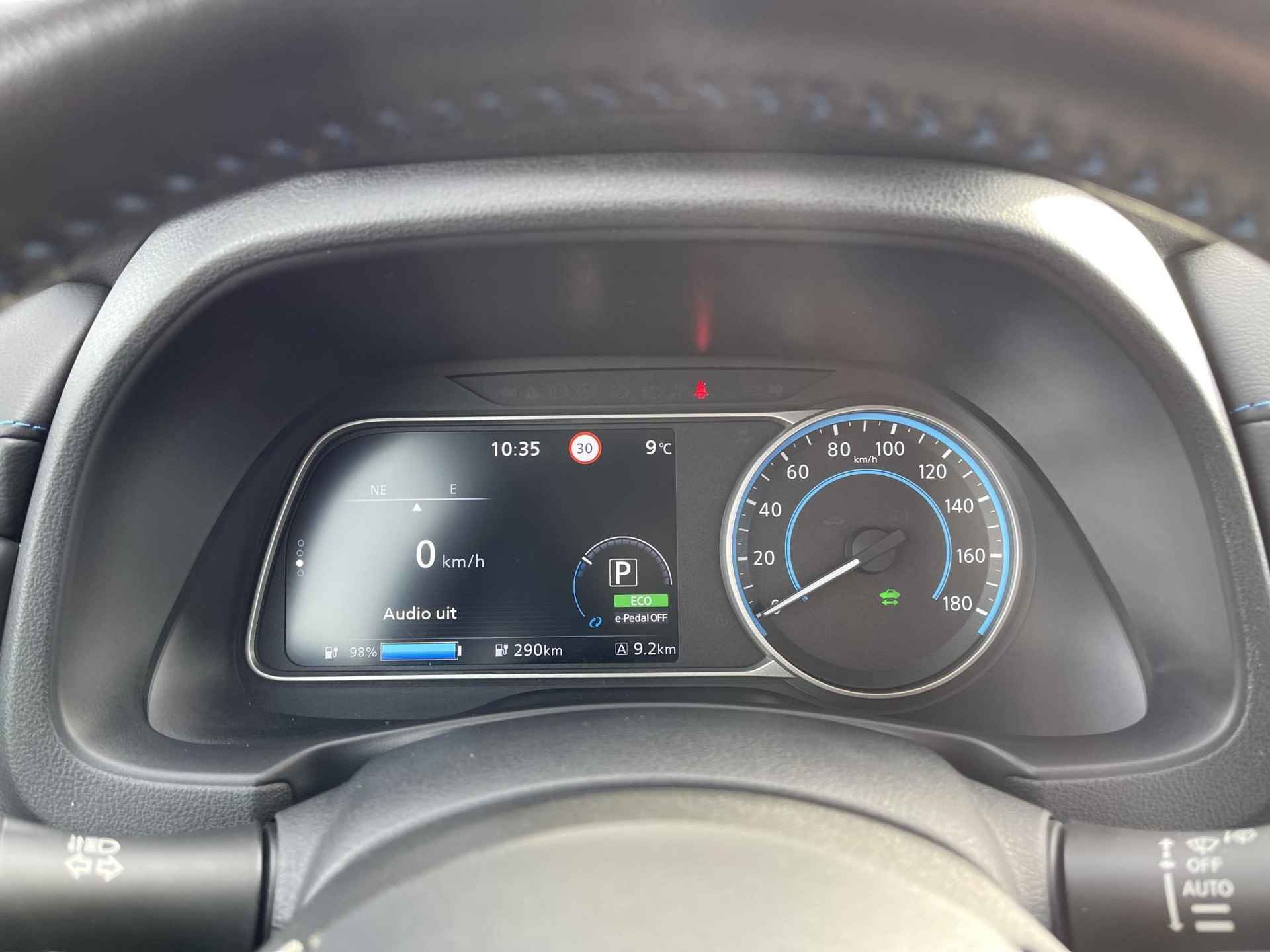 Nissan LEAF Acenta 40 kWh *SUBSIDIE MOGELIJK* | Navigatie | Camera | Adapt. Cruise Control | Apple Carplay/Android Auto | Keyless Entry | Dodehoek Detectie | Rijklaarprijs! - 25/26