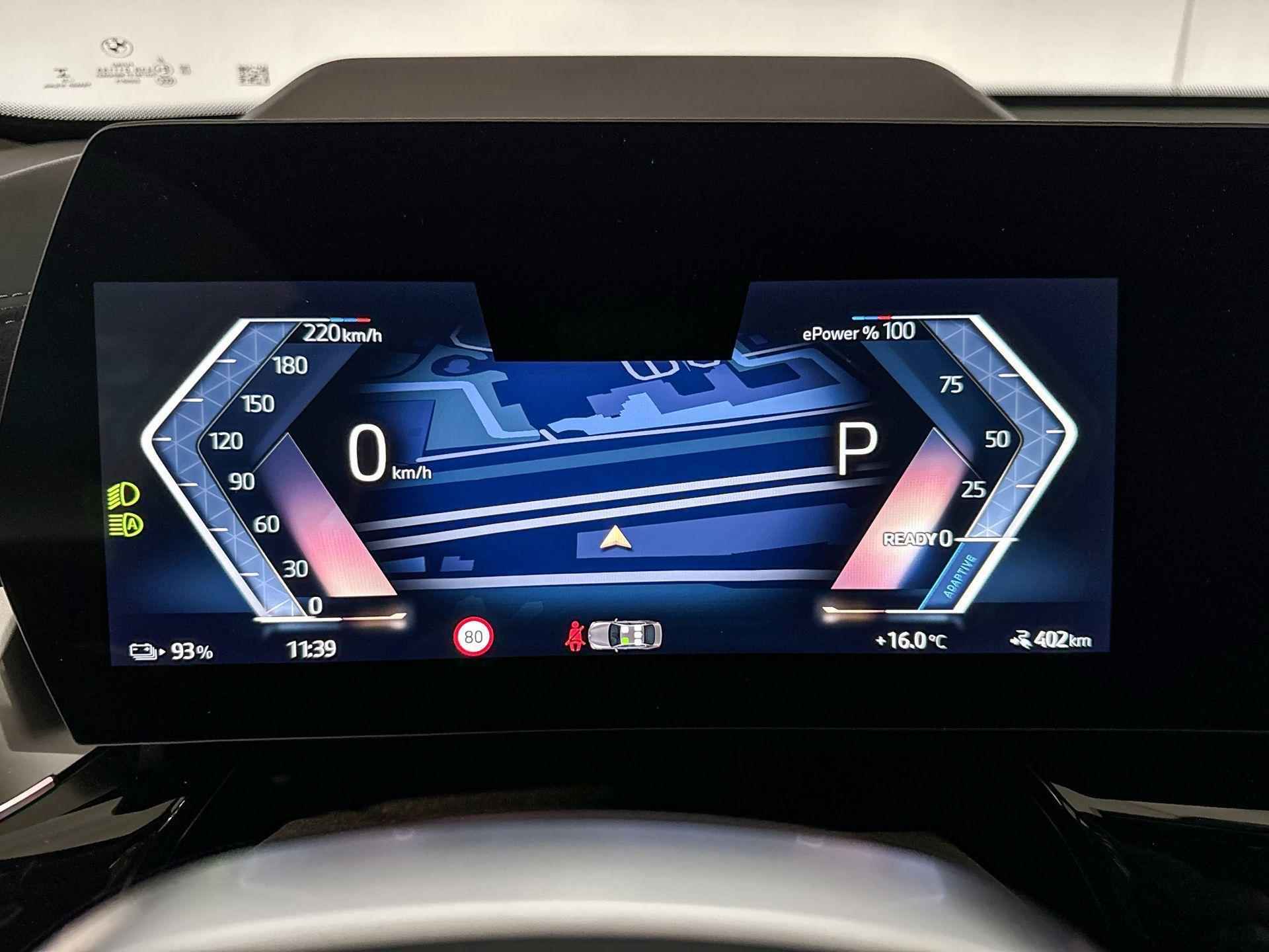 BMW iX2 eDrive20 67kWh | M Sportpakket Pro | Trekhaak met elektrisch wegklapbare kogel - 12/23