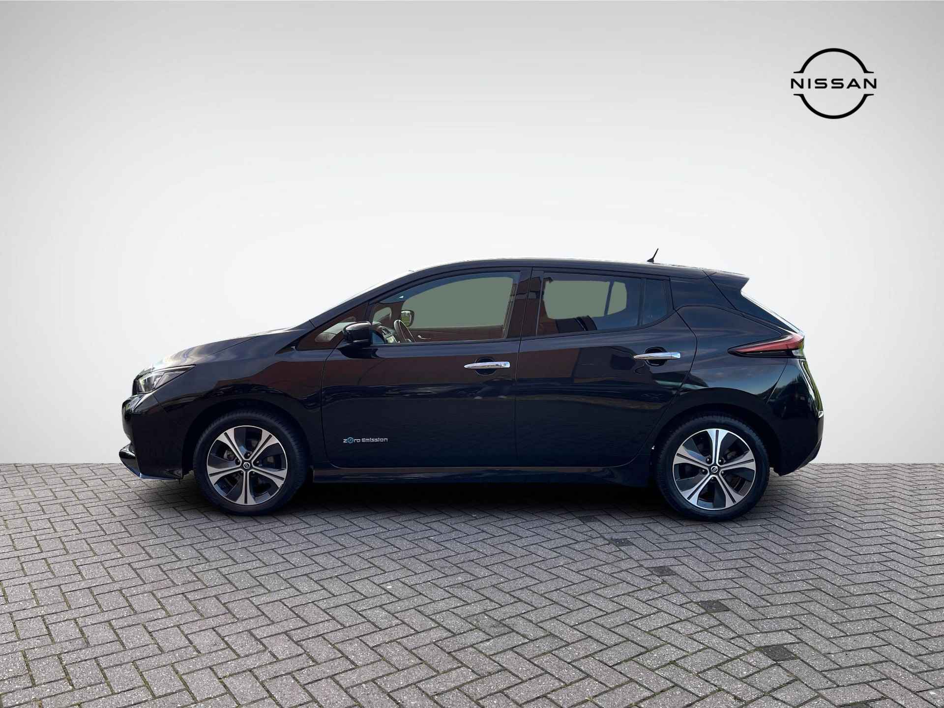 Nissan LEAF 3.Zero Limited Edition 62 kWh | Navigatie | 360° Camera | Stuur- + Stoelverwarming | BOSE Audio | Adapt. Cruise Control | Apple Carplay/Android Auto | Rijklaarprijs! - 7/29