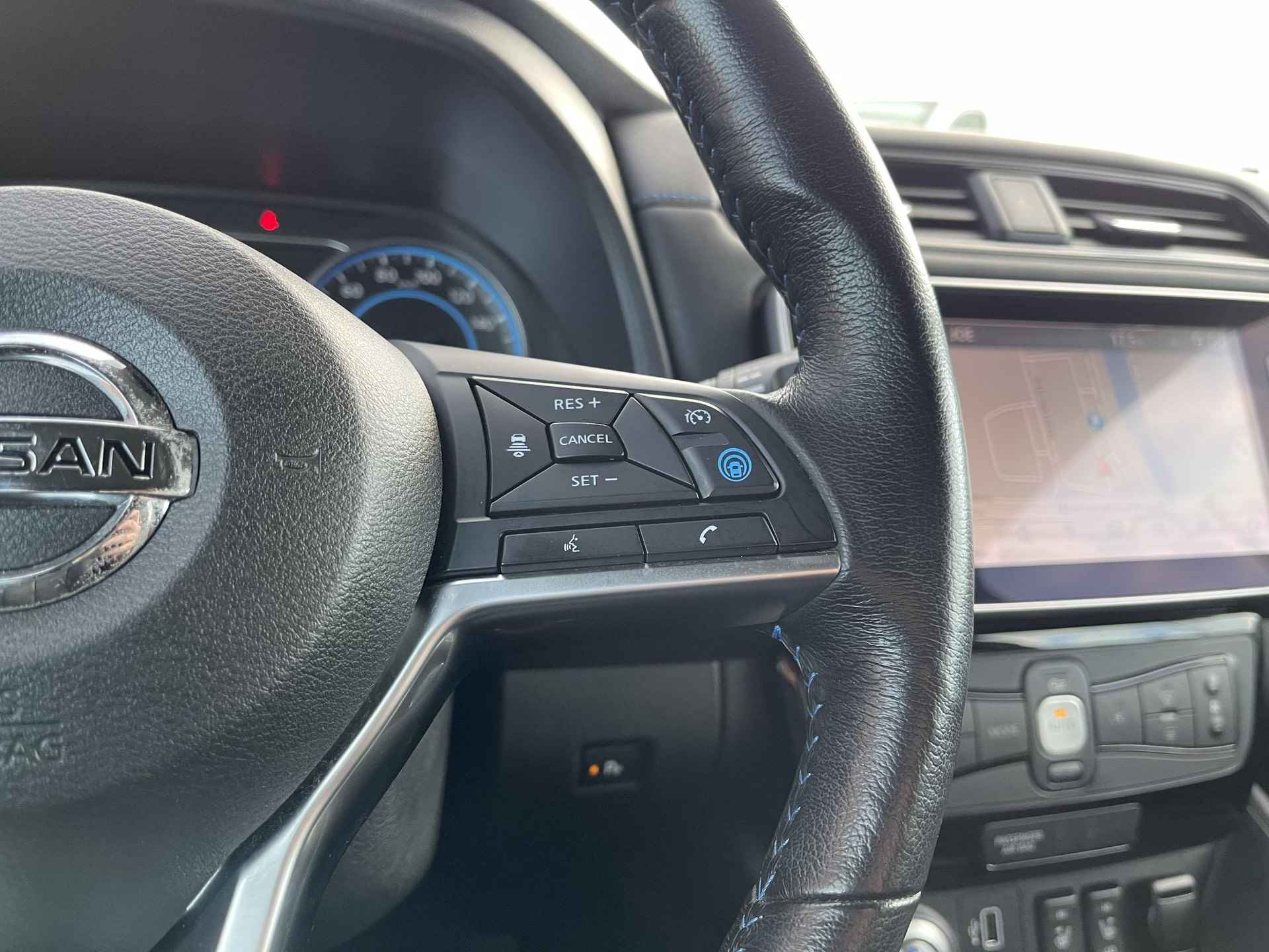 Nissan LEAF 3.Zero Limited Edition 62 kWh | Navigatie | 360° Camera | Stuur- + Stoelverwarming | BOSE Audio | Adapt. Cruise Control | Apple Carplay/Android Auto | Rijklaarprijs! - 15/29