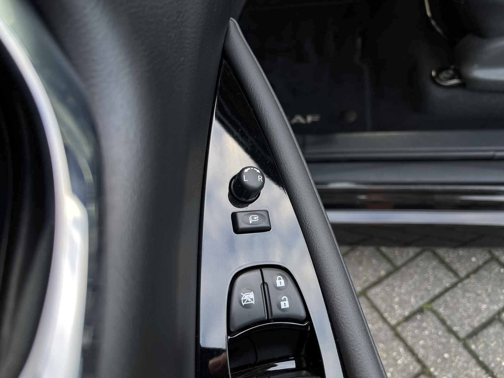 Nissan LEAF 3.Zero Limited Edition 62 kWh | Navigatie | 360° Camera | Stuur- + Stoelverwarming | BOSE Audio | Adapt. Cruise Control | Apple Carplay/Android Auto | Rijklaarprijs! - 25/29