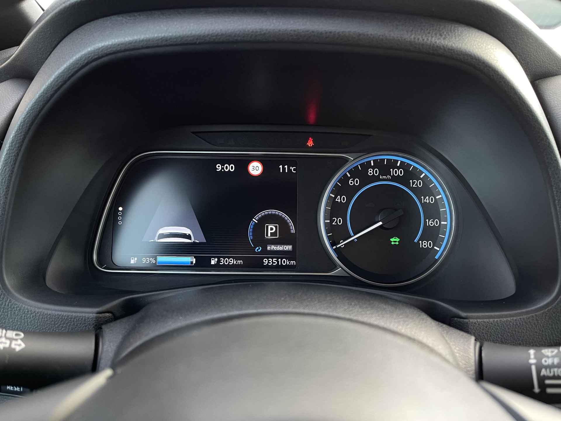 Nissan LEAF 3.Zero Limited Edition 62 kWh | Navigatie | 360° Camera | Stuur- + Stoelverwarming | BOSE Audio | Adapt. Cruise Control | Apple Carplay/Android Auto | Rijklaarprijs! - 28/29