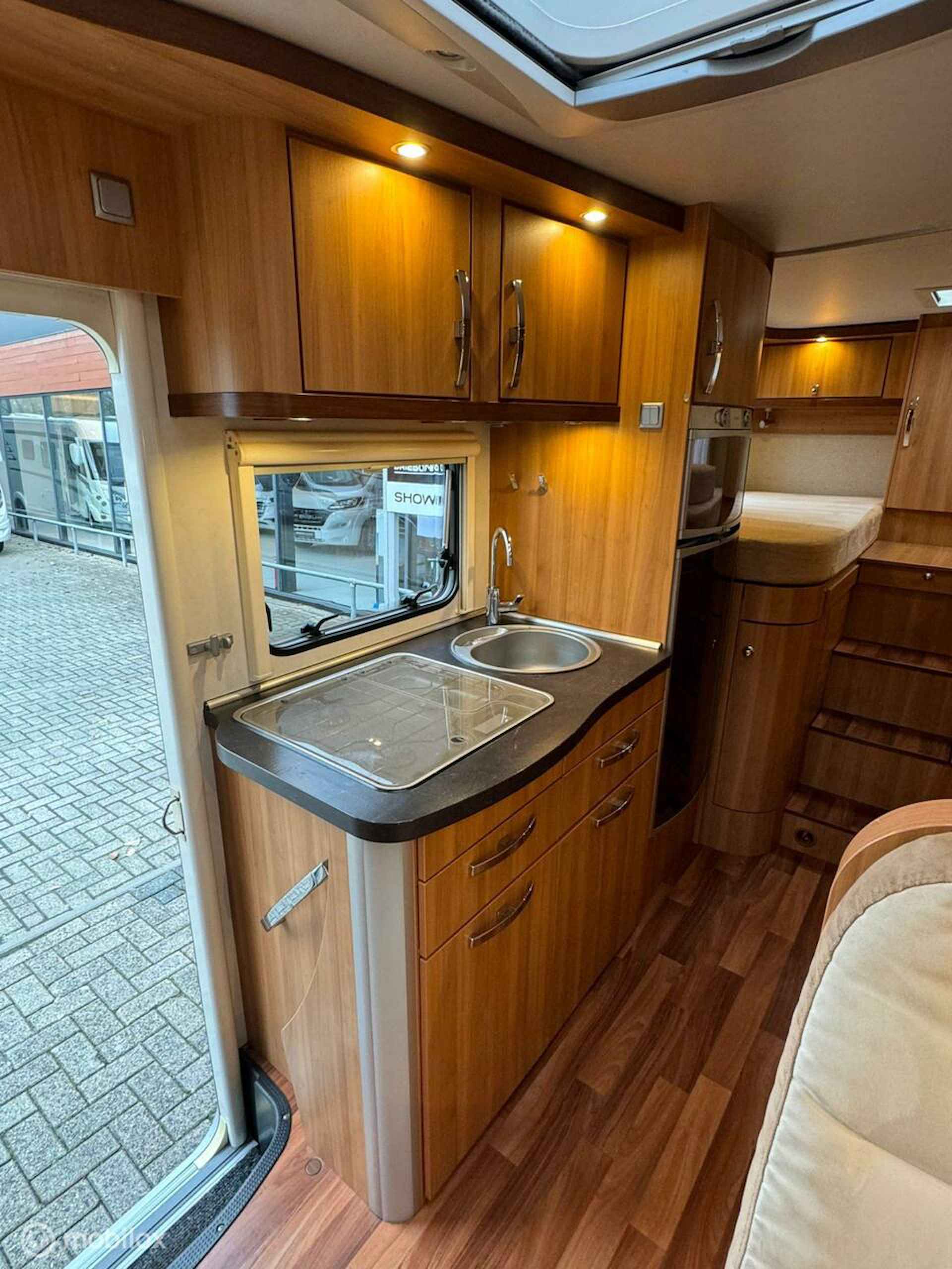 Hymer T 674 CL Enkele Bedden Zonnepaneel Luifel Fietsenrek Grote Garage - 11/29