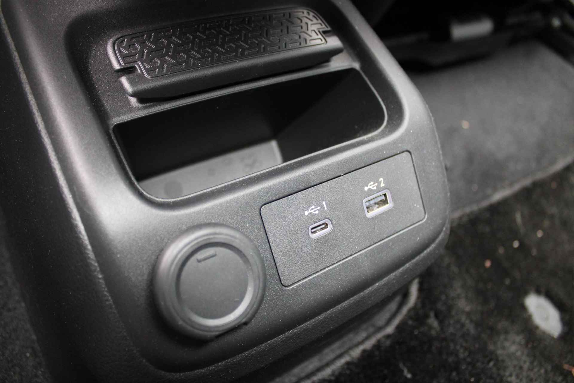 Nissan Ariya e-4ORCE Evolve 91 kWh 306PK AUTOMAAT | Schuif/Kantel dak | 360-Camera | Parkeersensoren | Adaptive cruise control | Stoelwarwarming voor/achter | Stuur/Voorruitverwarming | Elektrische voorstoelen met geheugen | Elektrische achterklep | Head-up display | Navigatie | - 30/80