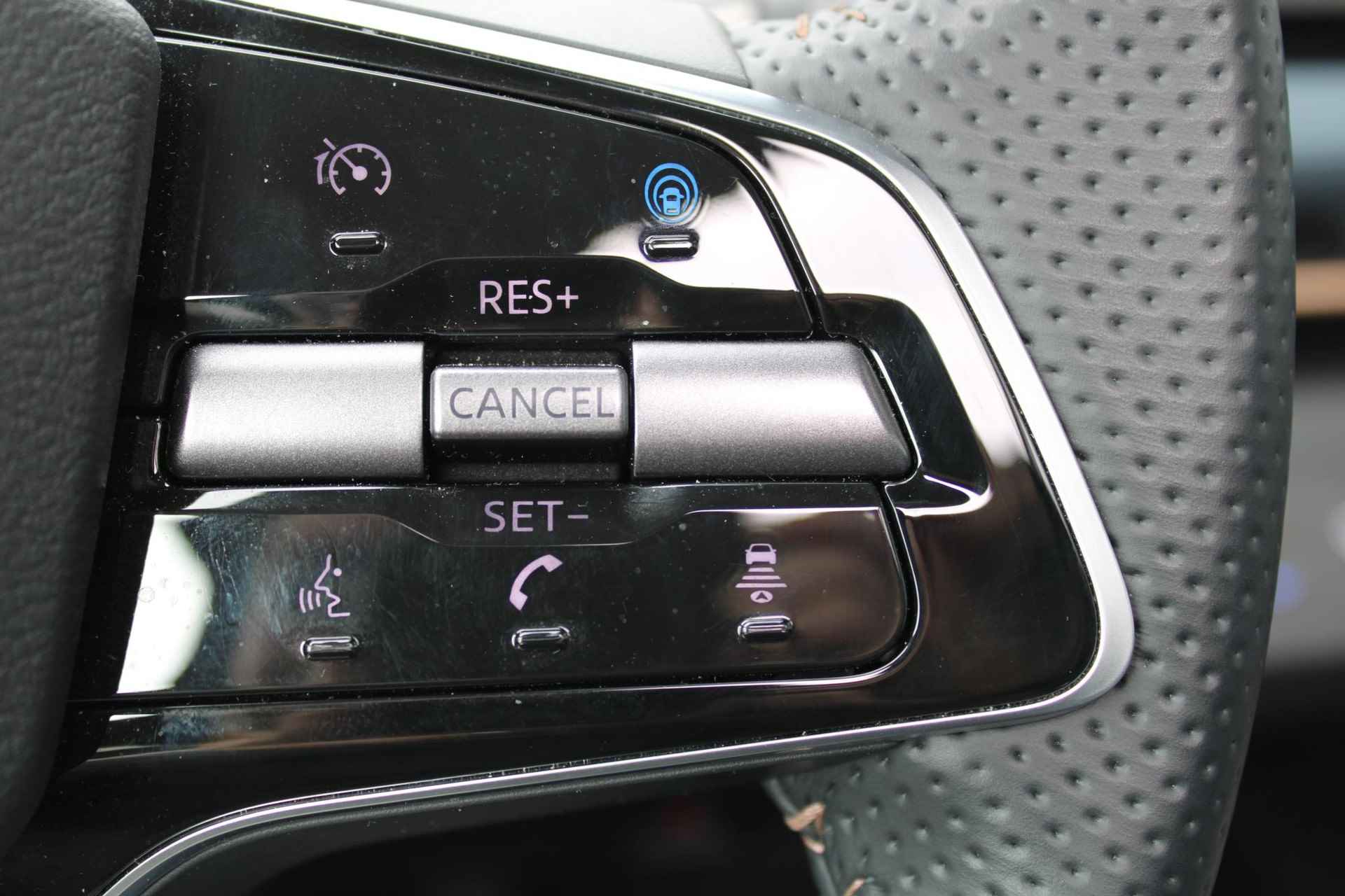Nissan Ariya e-4ORCE Evolve 91 kWh 306PK AUTOMAAT | Schuif/Kantel dak | 360-Camera | Parkeersensoren | Adaptive cruise control | Stoelwarwarming voor/achter | Stuur/Voorruitverwarming | Elektrische voorstoelen met geheugen | Elektrische achterklep | Head-up display | Navigatie | - 66/80