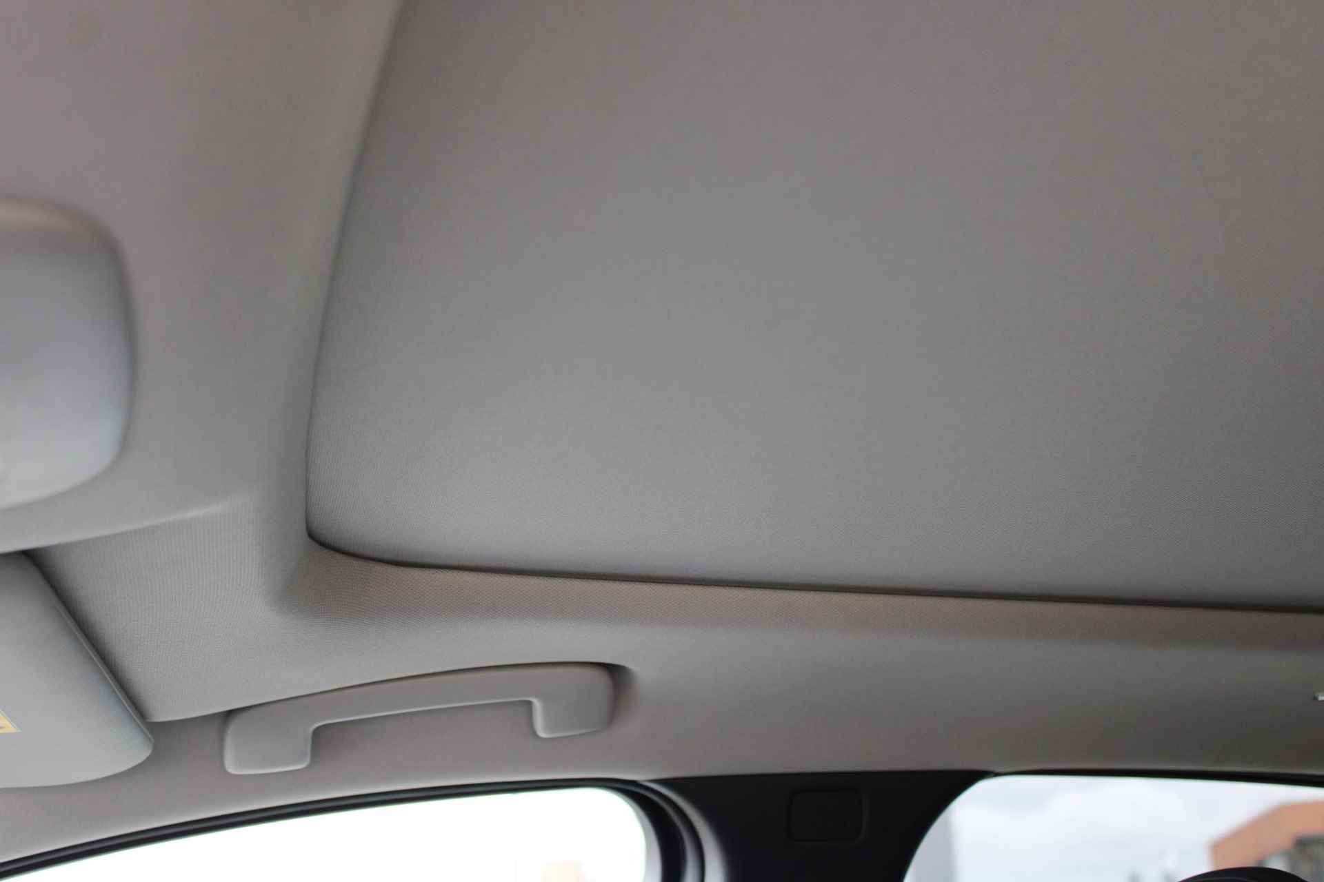 Nissan Ariya e-4ORCE Evolve 91 kWh 306PK AUTOMAAT | Schuif/Kantel dak | 360-Camera | Parkeersensoren | Adaptive cruise control | Stoelwarwarming voor/achter | Stuur/Voorruitverwarming | Elektrische voorstoelen met geheugen | Elektrische achterklep | Head-up display | Navigatie | - 79/80
