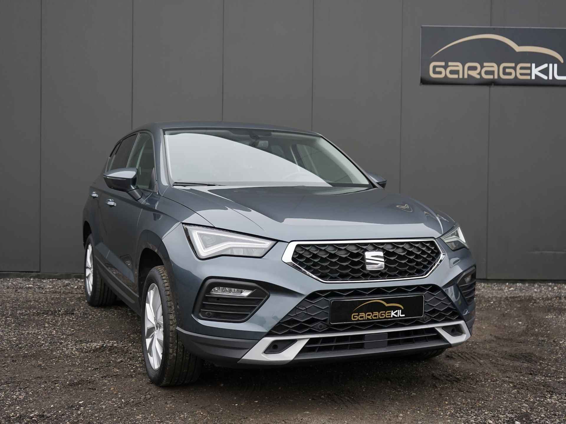 SEAT Ateca 1.5 TSI Style Business Intense Facelift / LED / Keyless / Privacy Glass / Winterpack - 4/27