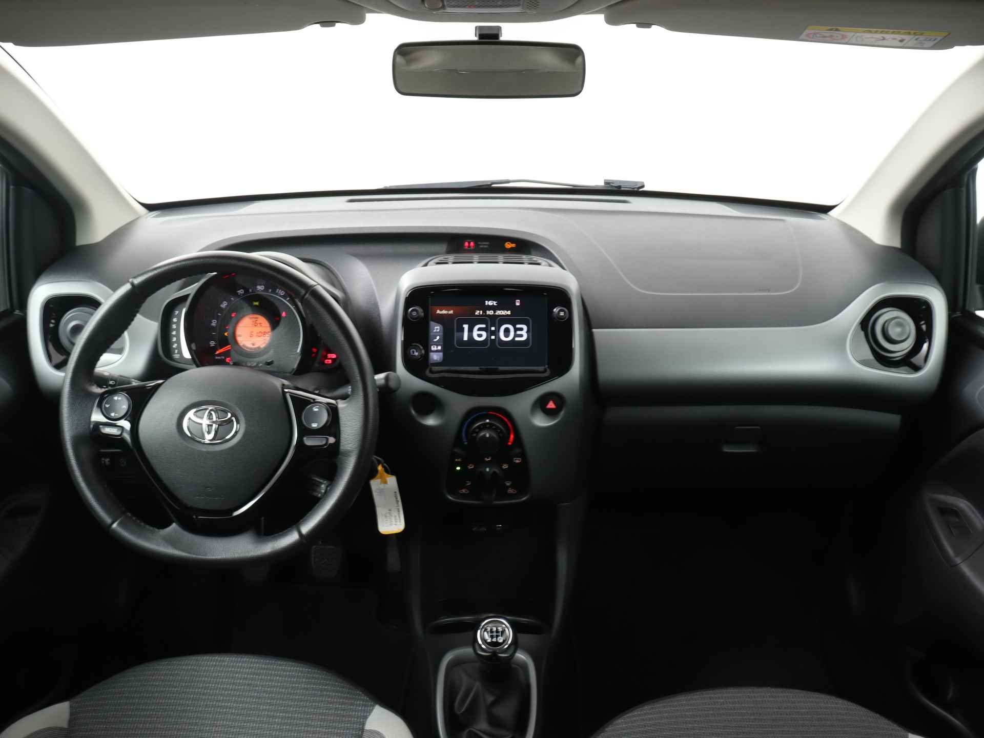 Toyota Aygo 1.0 VVT-i x-play | Airco | Apple Carplay/Android Auto | Camera | - 6/41